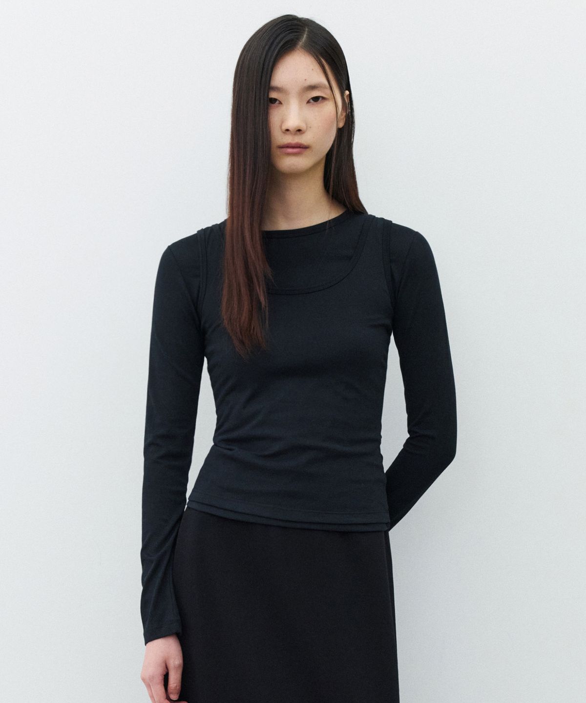 수아레 우먼(SUARE WOMEN) (우먼)피마 코튼 레이어드 롱 슬리브(SET) 블랙