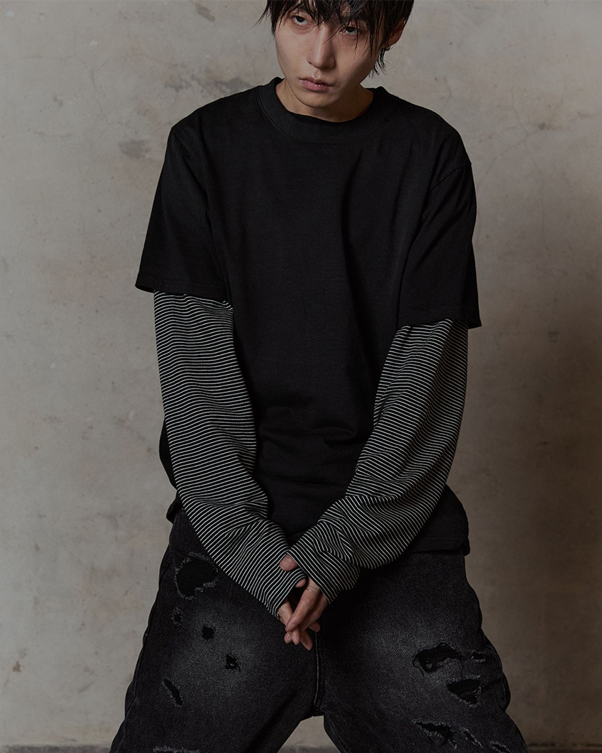 덤(THUMB) Fade Brush T-Shirt (BLACK/KHAKI)