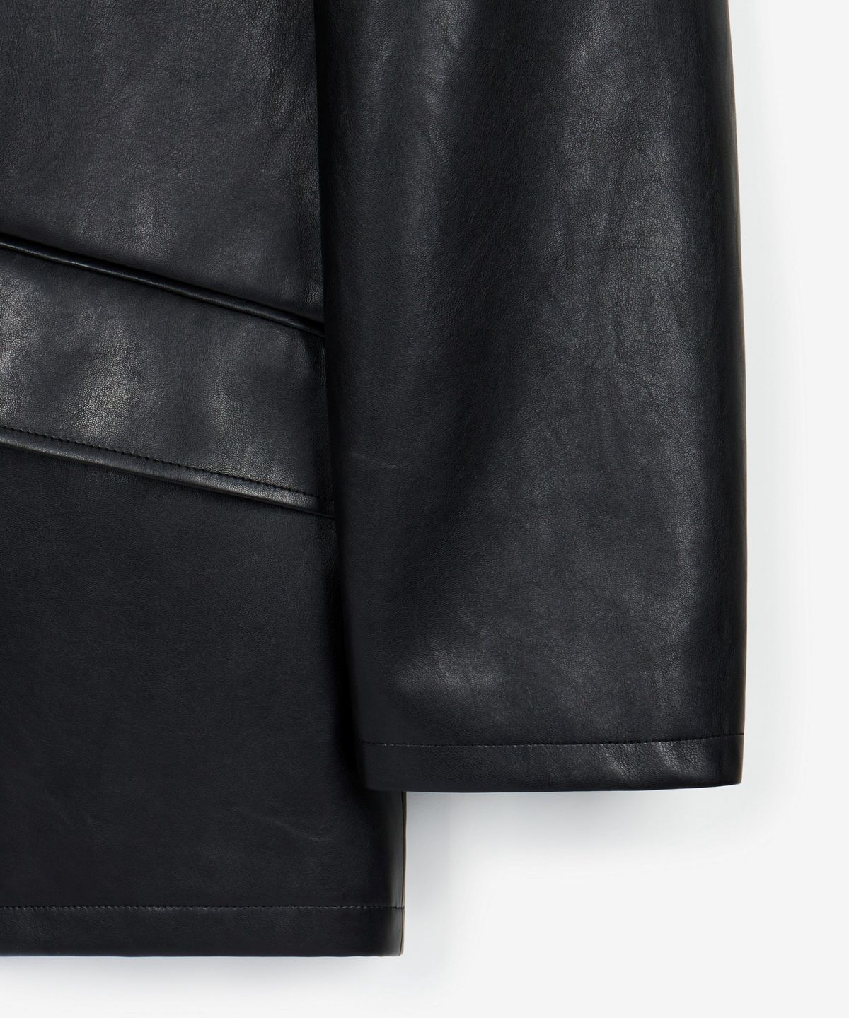 티엔지티 우먼(TNGT WOMAN) W Oversized Faux Leather Car Coat (Black) TNJU6F109BK