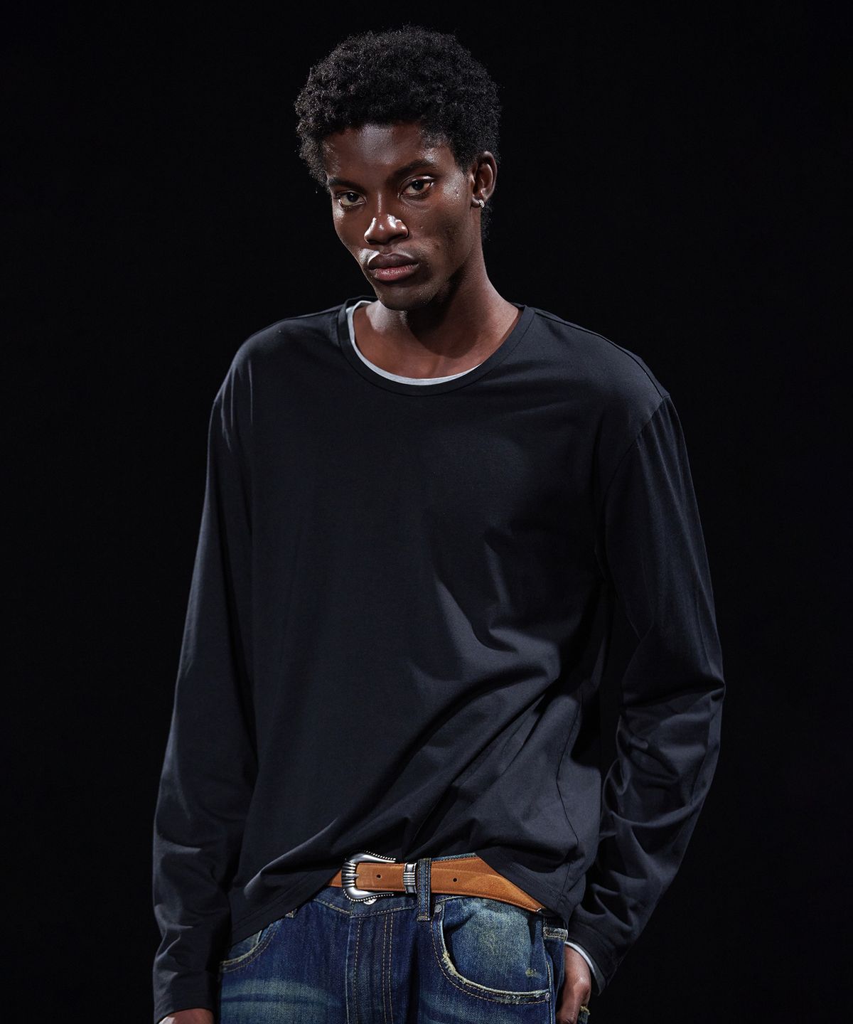 테이크이지(TAKEASY) [DMD] CORE SN T-SHIRT - Black
