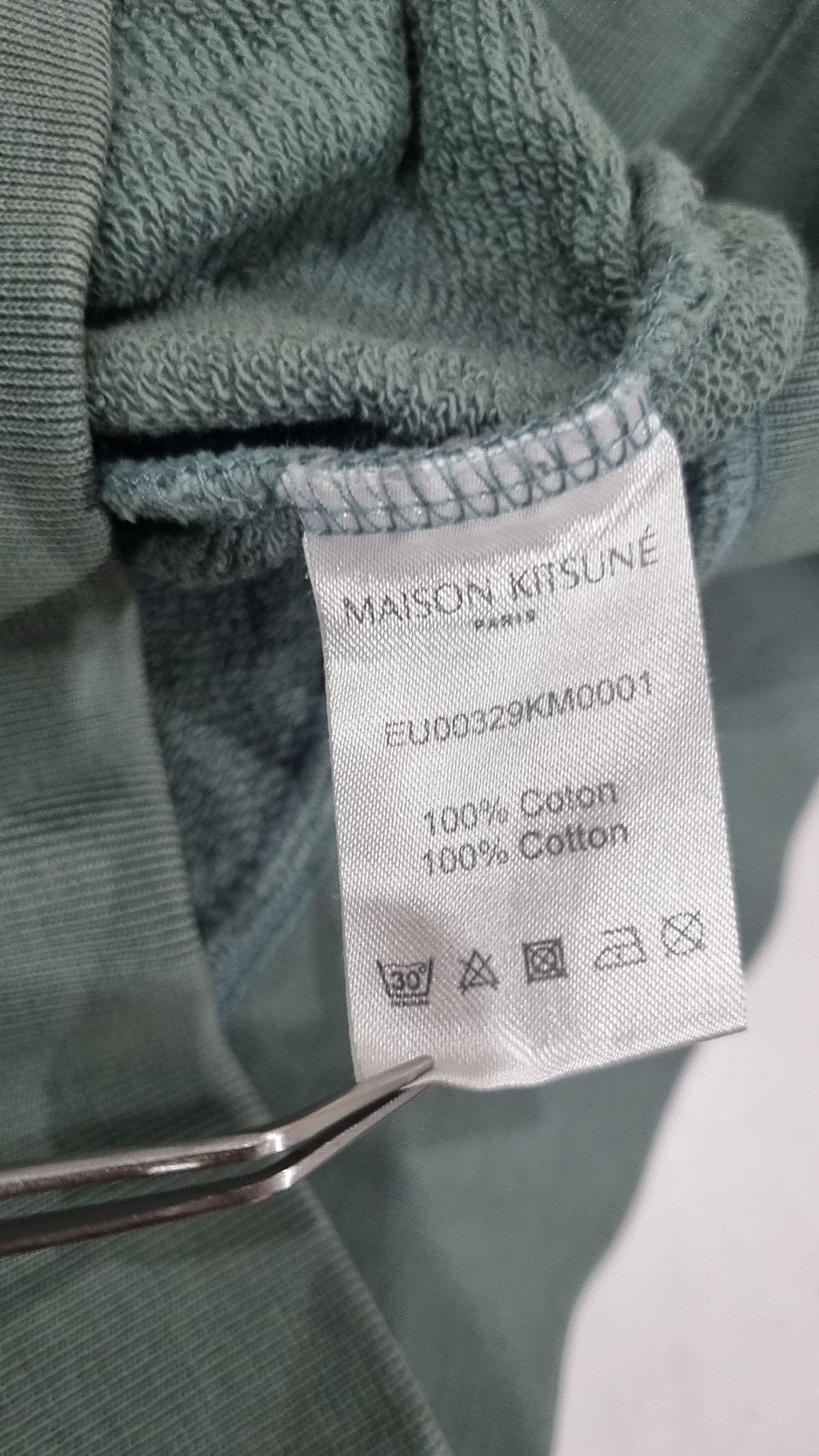 메종 키츠네(MAISON KITSUNE) 요가 폭스 패치 크루넥 블루그린 / EU00329KM0001-BLGN XS