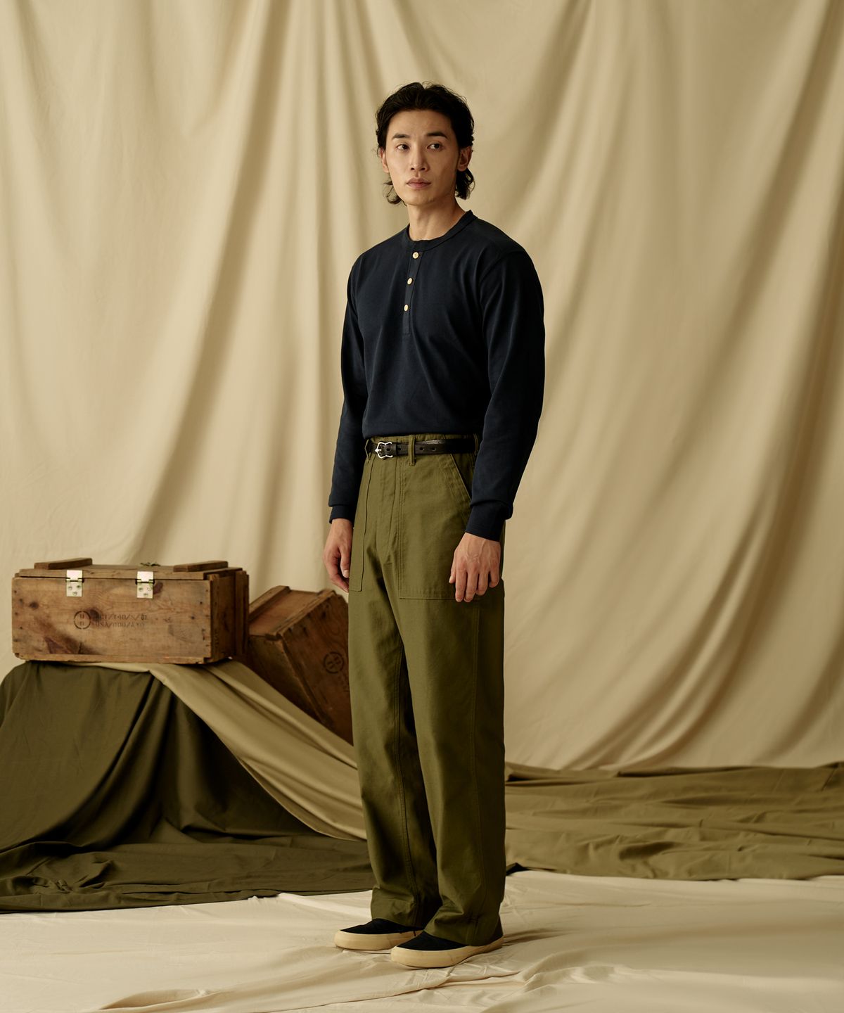 브론슨(BRONSON) Vintage Long Sleeve Henley Shirt Brown