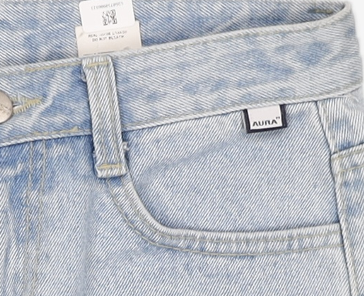 아우라 데님(Aura Denim) 숏팬츠 26