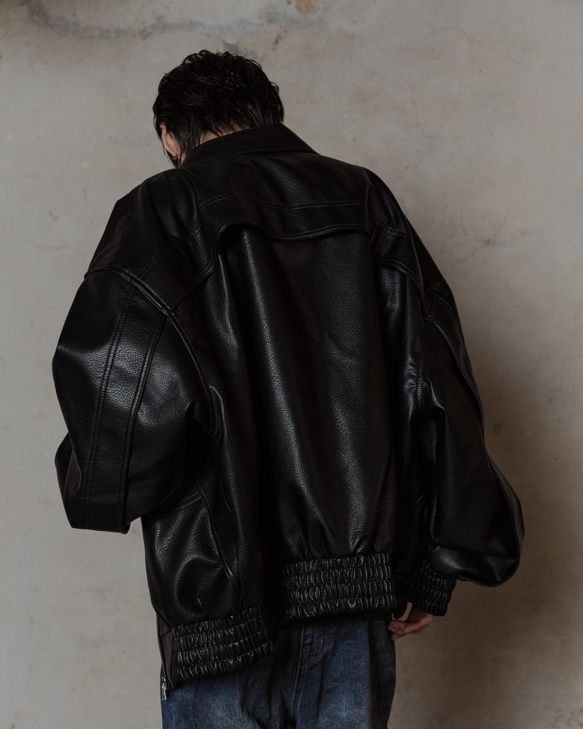덤(THUMB) Contour Vegan Leather Blouson