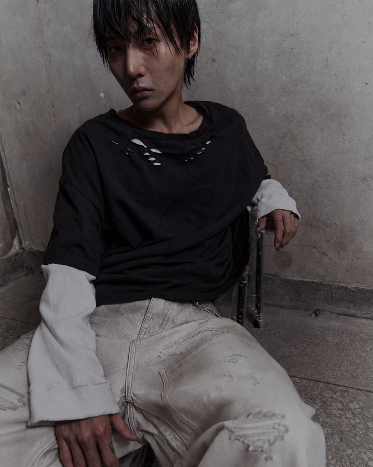 덤(THUMB) Dust Damage Wide White jean
