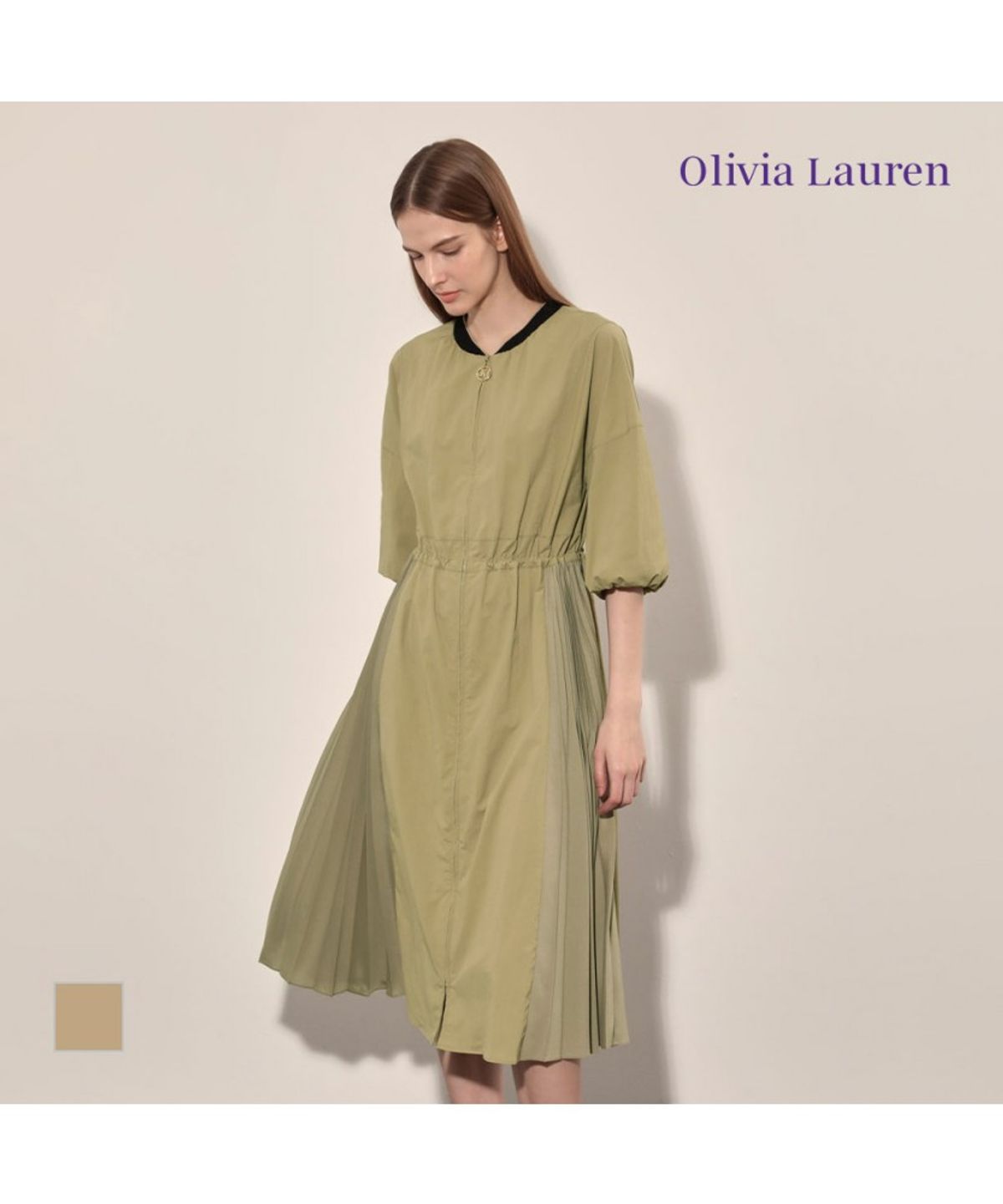 올리비아로렌(OLIVIALAUREN) 플리츠 배색 지퍼원피스_VOCOA4F7351
