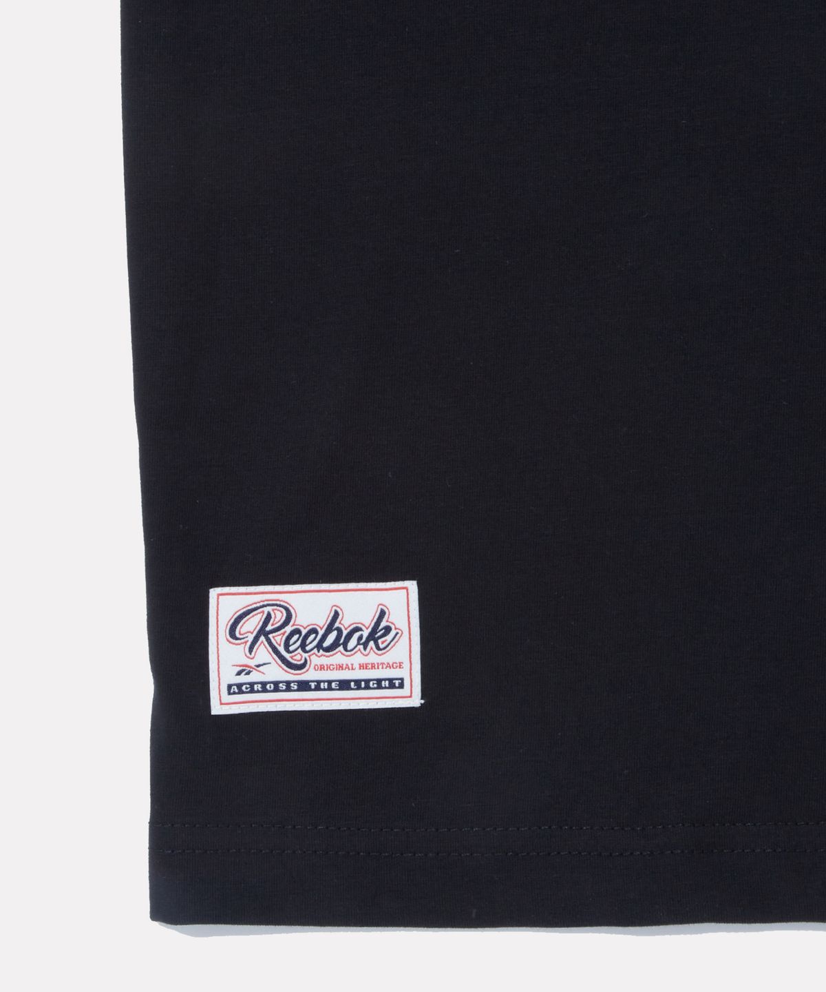 리복(REEBOK) 오션 그래픽 아이스코튼 반팔티 - 블랙