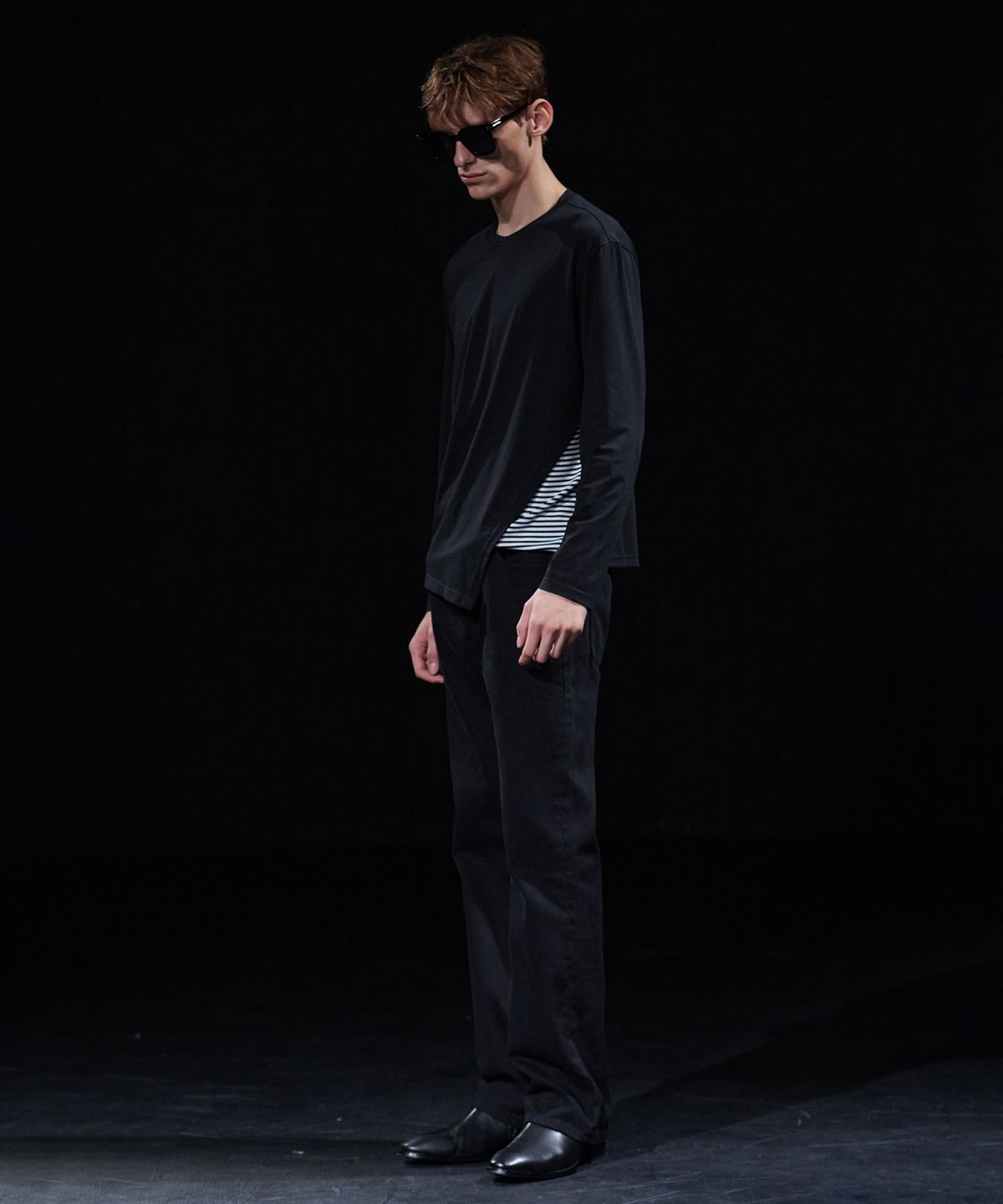 테이크이지(TAKEASY) [DMD] VEIL ST T-SHIRT - Black