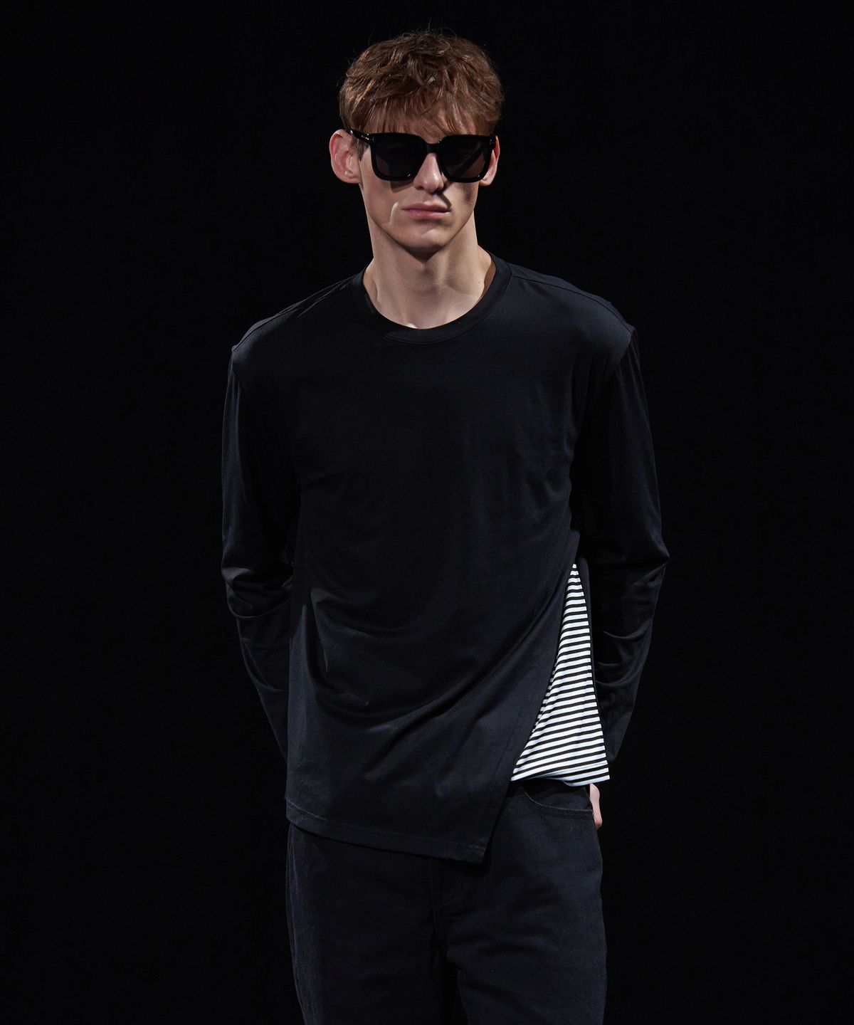 테이크이지(TAKEASY) [DMD] VEIL ST T-SHIRT - Black