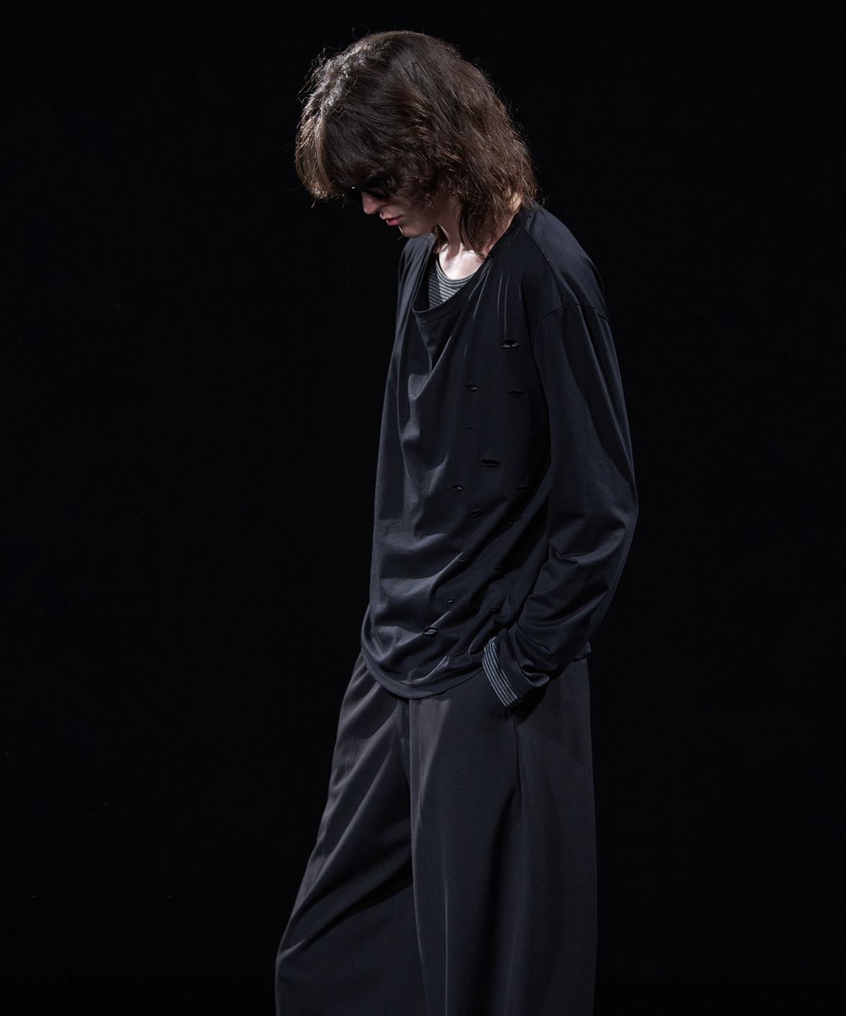 테이크이지(TAKEASY) [DMD] BREACH LD T-SHIRT - Charcoal