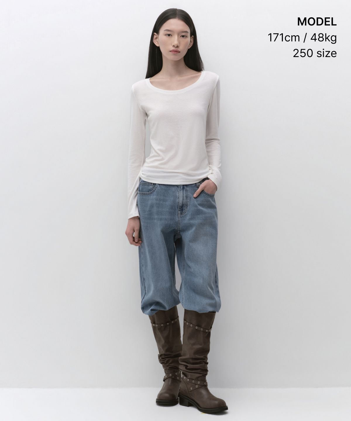 무신사 스탠다드 우먼(MUSINSA STANDARD WOMAN) 우먼즈 스트랩 슬라우치 부츠 [다크 브라운]