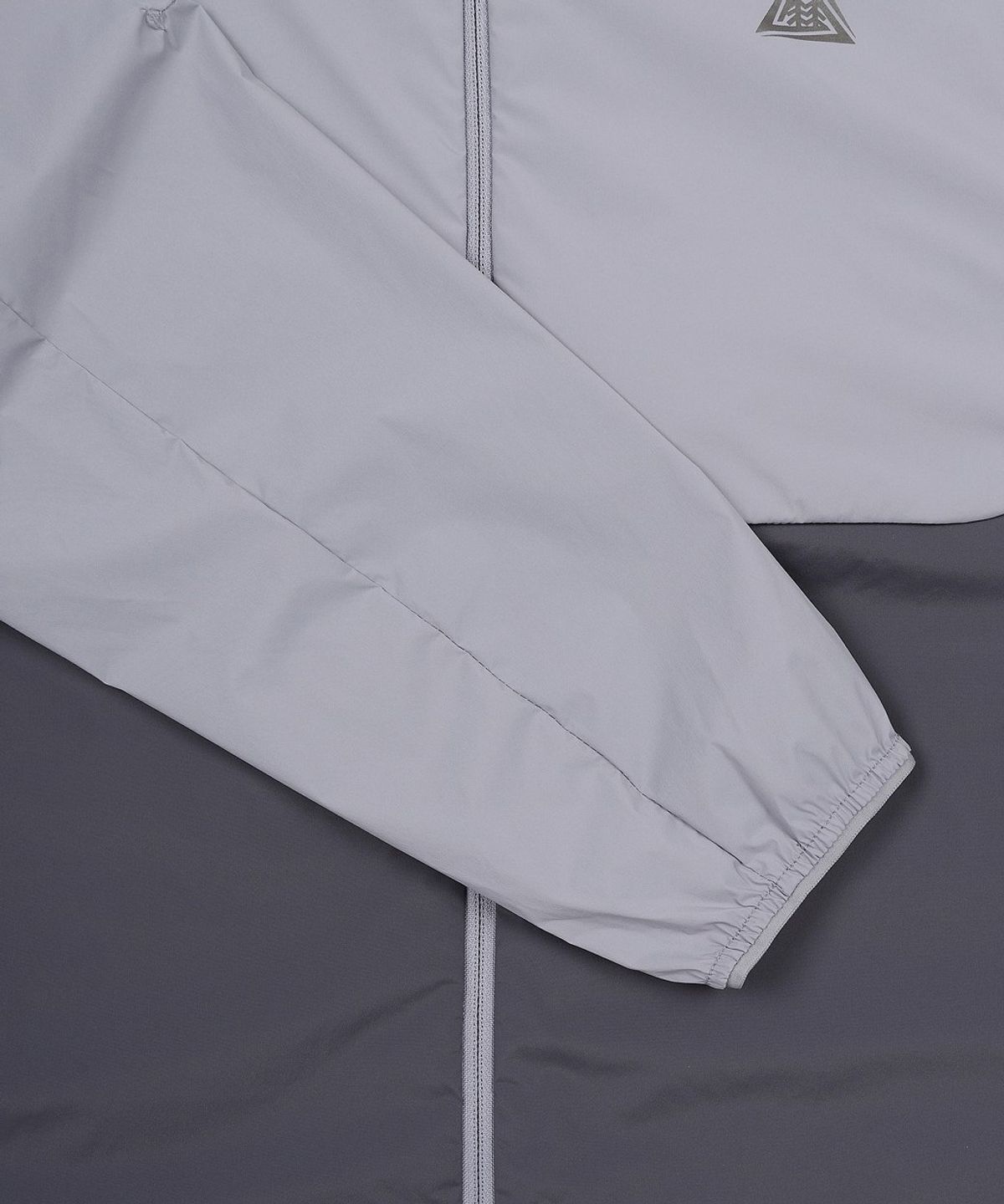 코오롱스포츠(KOLON SPORT) [TRAIL] 남성 트레일러닝 프리마로프트 후드 인슐레이션 재킷 TLJJX26751GRY