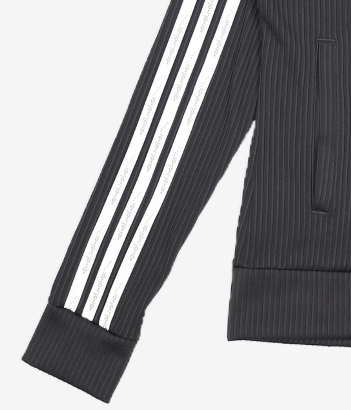 아디다스(ADIDAS) 트레이닝 재킷 XS