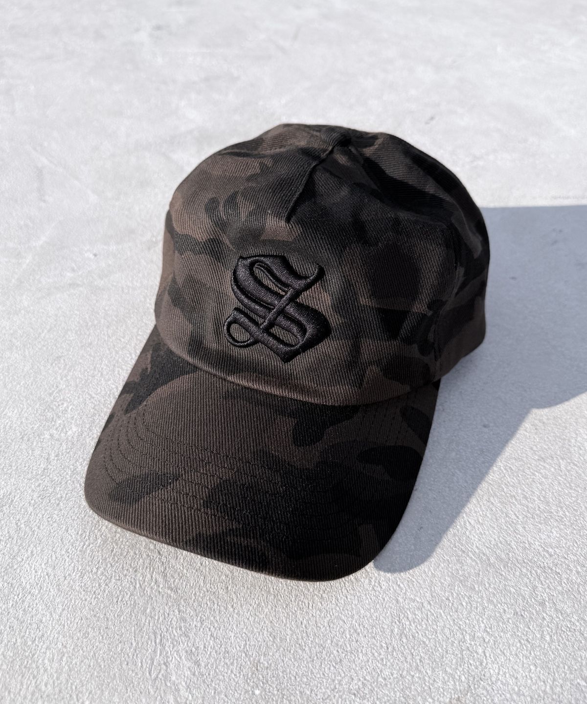 포스센스티브(FORCESENSITIVE) S LOGO 5PANEL BALL CAP (BLACK CAMO)