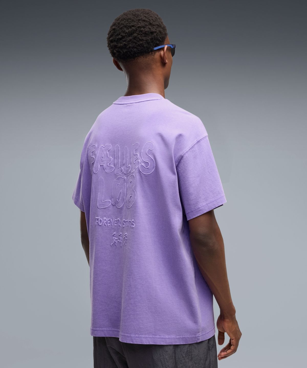 푸마(PUMA) [PUMA X SAYSKY] 그래픽 팀 티셔츠 - 라벤더 얼럿 / 529015-46