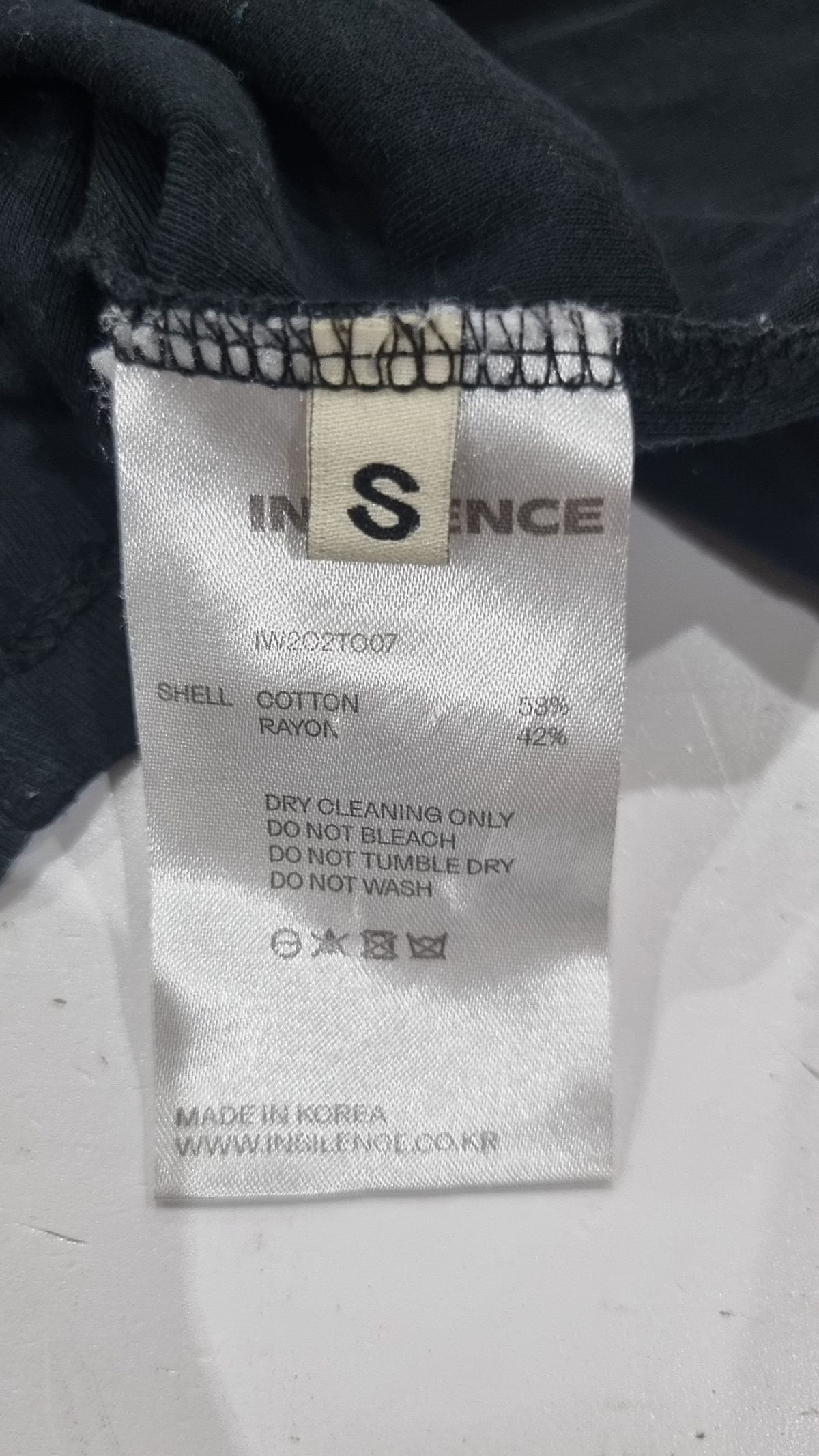 인사일런스(INSILENCE) 반소매 티셔츠 S