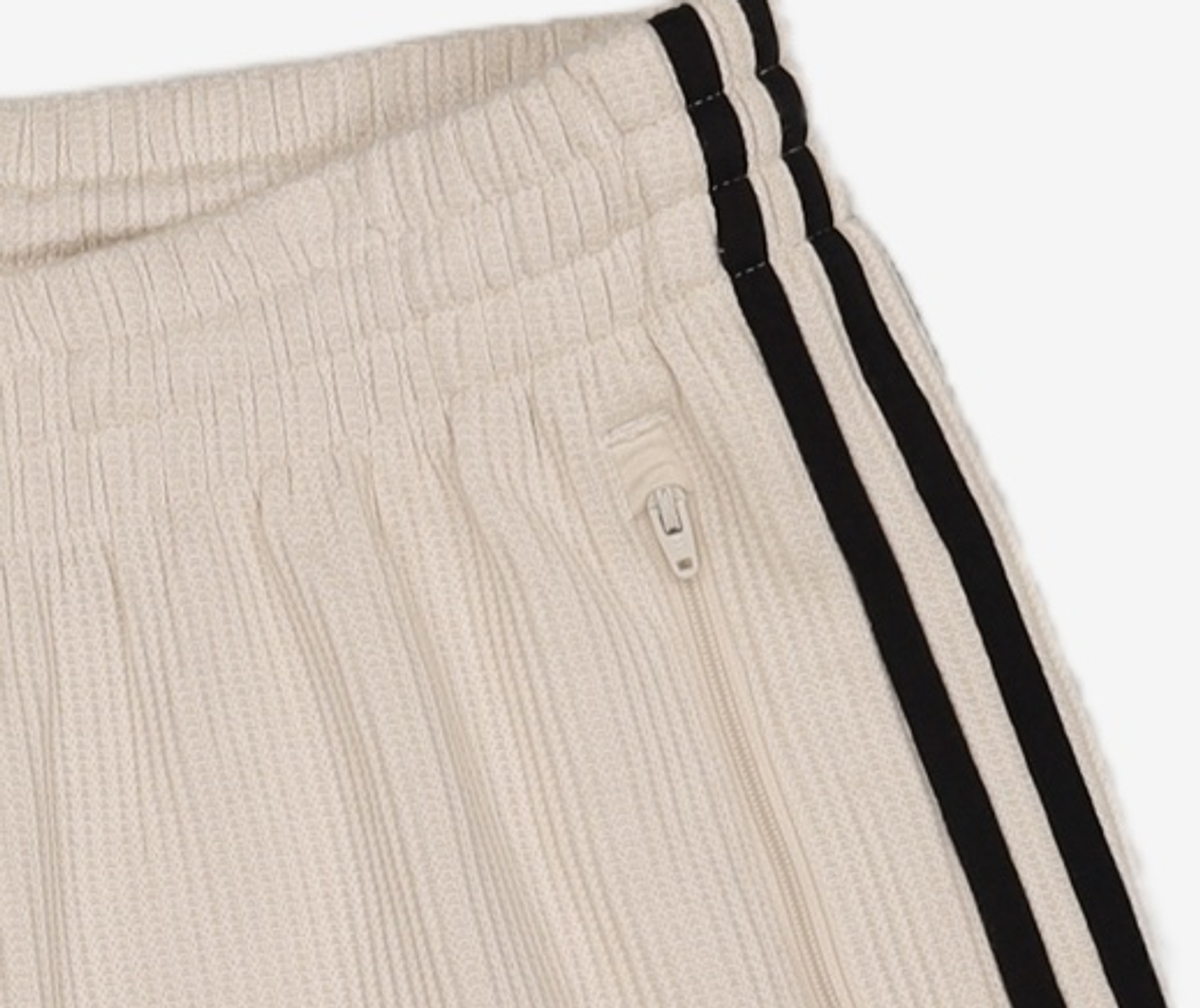 아디다스(ADIDAS) 와플 숏 팬츠 - 원더화이트 / JV9267 L