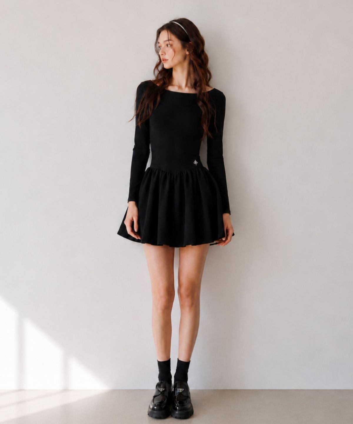 블랙크러쉬(BLACRUSH) Boatneck Flared Mini Dress / 블랙