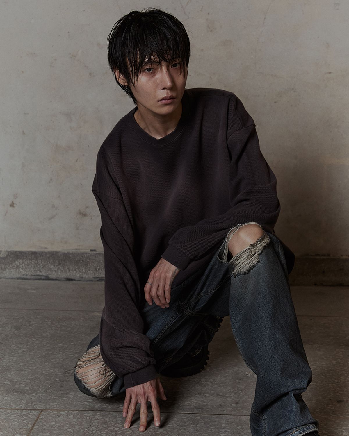 덤(THUMB) Broken Fade Denim (Indigo)