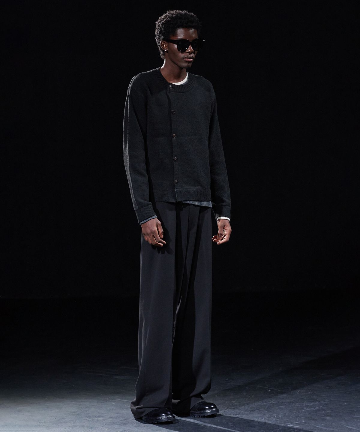 테이크이지(TAKEASY) [DMD] VEIL WS SLACKS - Black