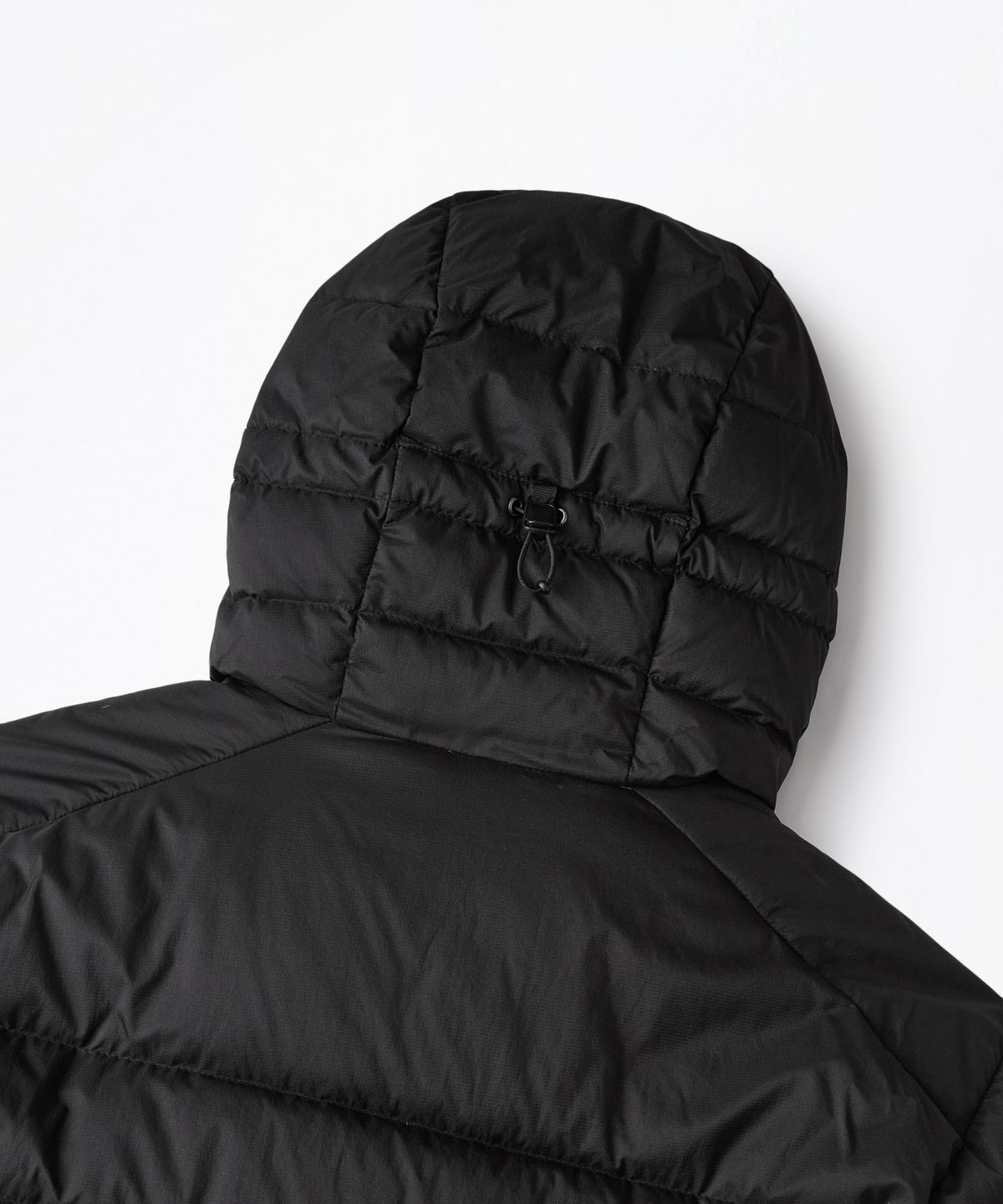 아웃스탠딩(OUTSTANDING) PCU FEATHERED DOWN JACKET_BLACK