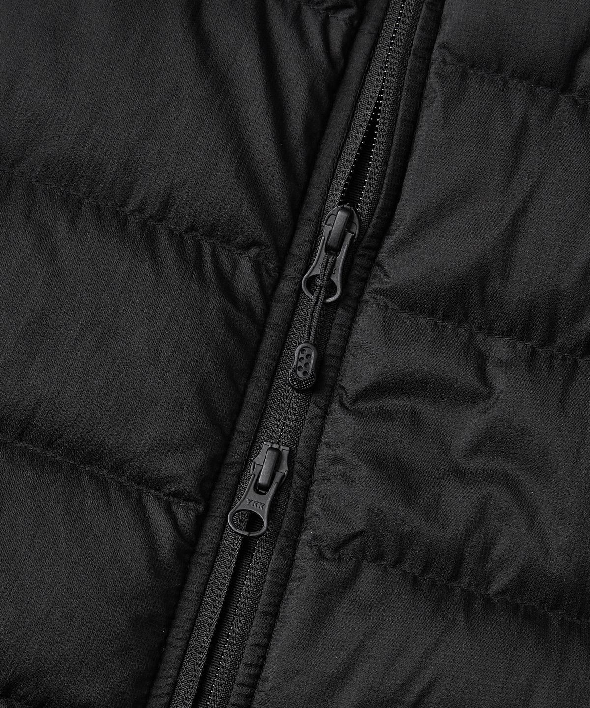 아웃스탠딩(OUTSTANDING) PCU FEATHERED DOWN JACKET_BLACK