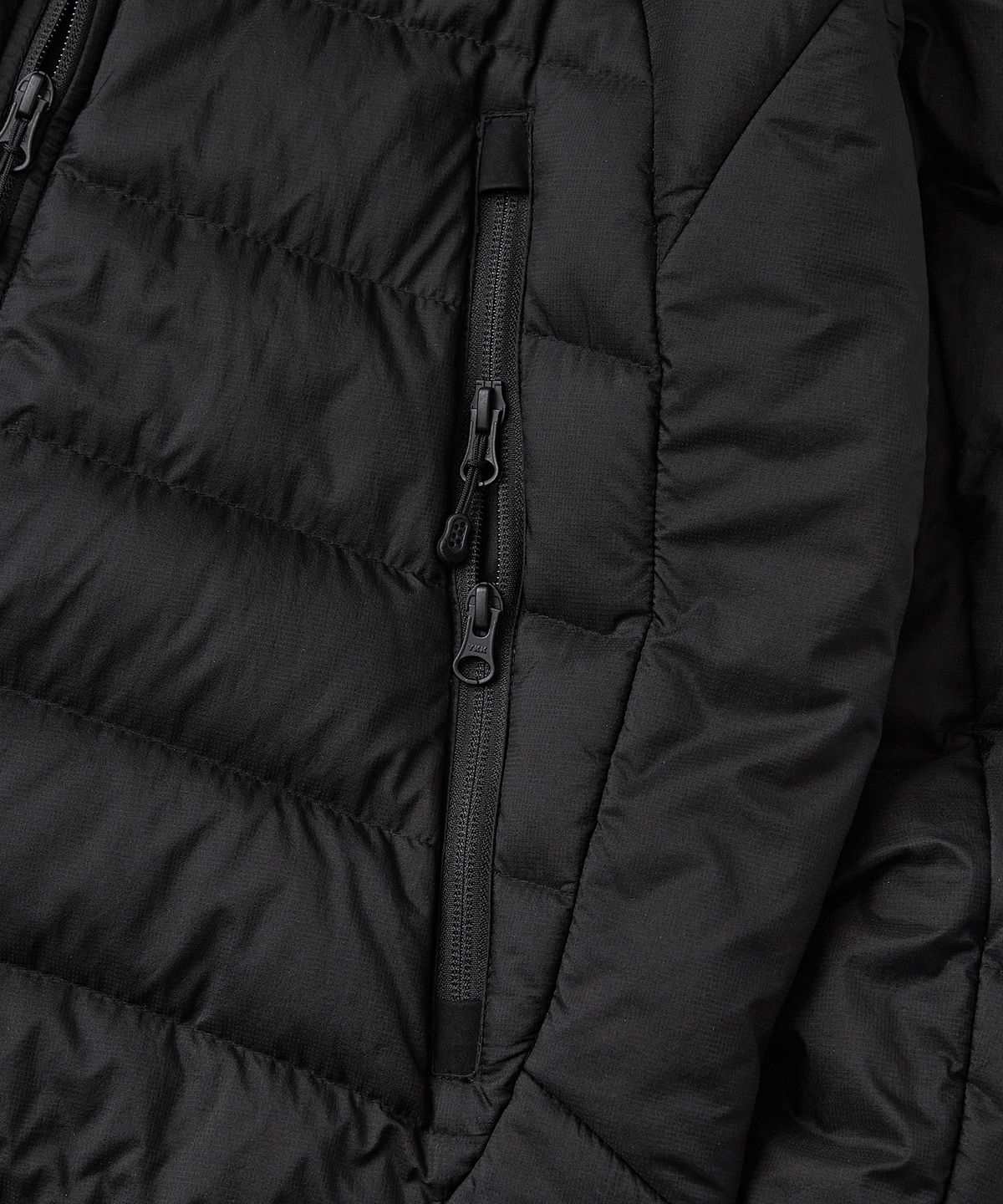 아웃스탠딩(OUTSTANDING) PCU FEATHERED DOWN JACKET_BLACK