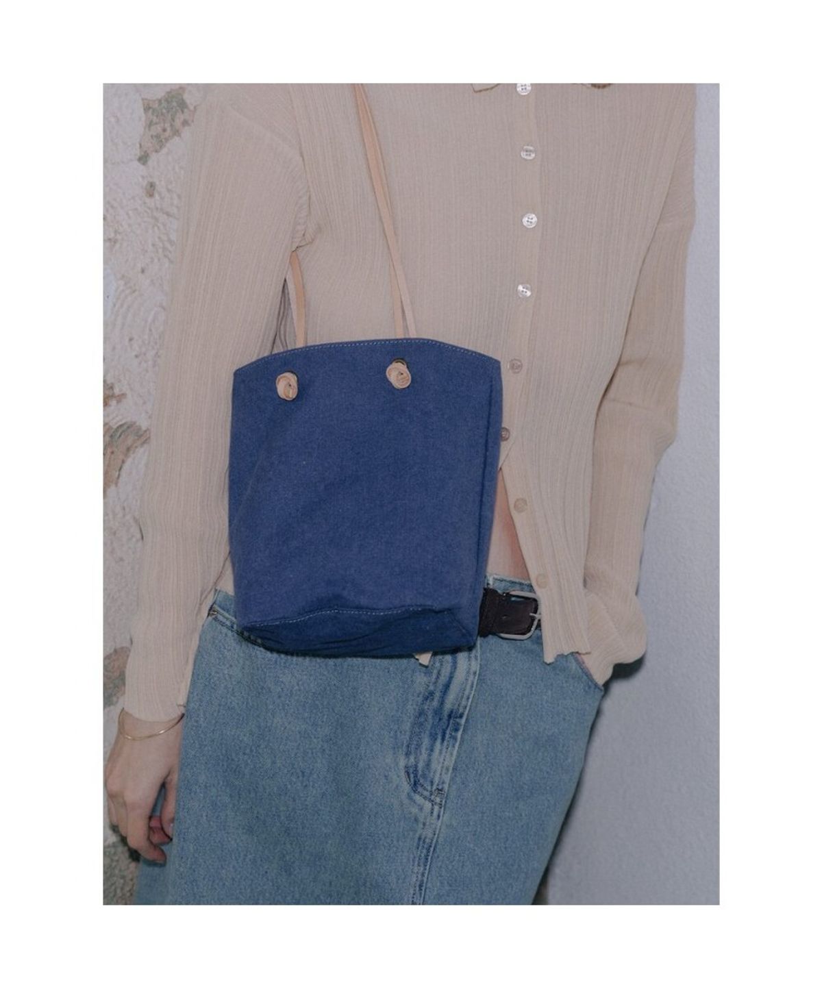 디애퍼처(THE APERTURE) Ohu Pleated Knit Cardigan  Beige (TA645AA04A)