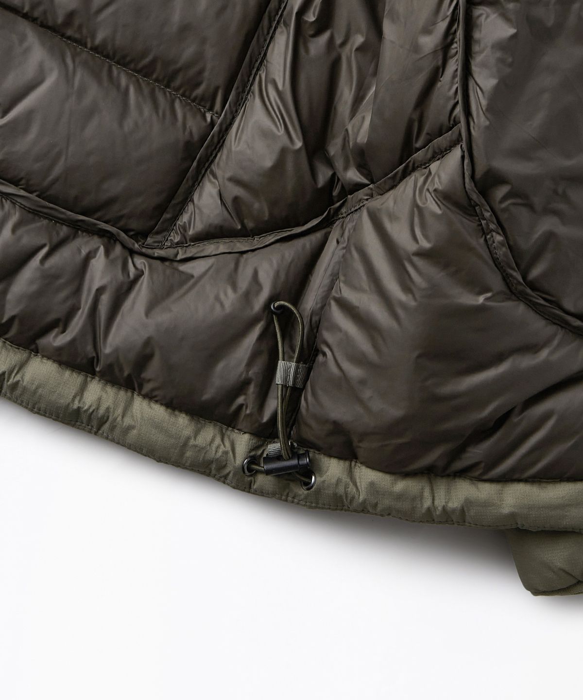 아웃스탠딩(OUTSTANDING) PCU FEATHERED DOWN JACKET_D.BEIGE