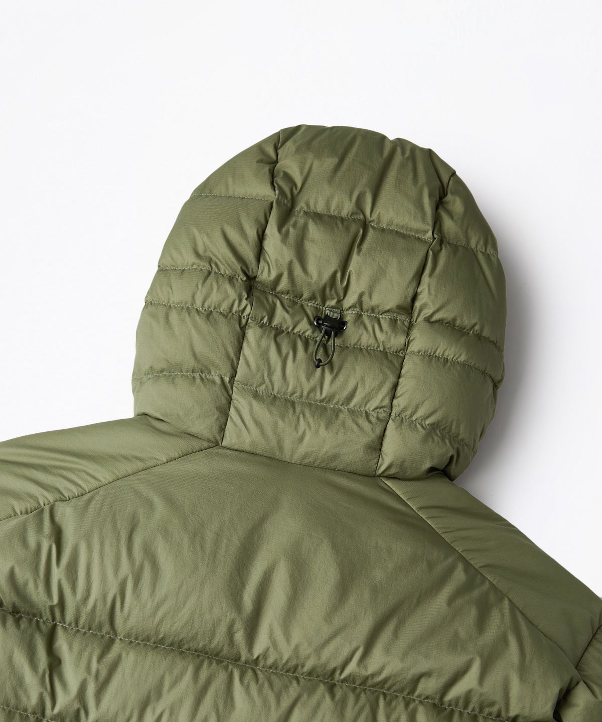 아웃스탠딩(OUTSTANDING) PCU FEATHERED DOWN JACKET_OLIVE