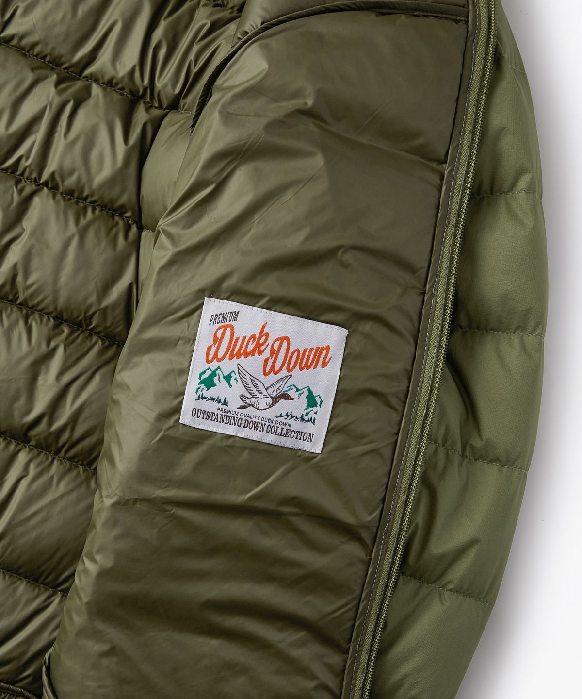 아웃스탠딩(OUTSTANDING) PCU FEATHERED DOWN JACKET_OLIVE