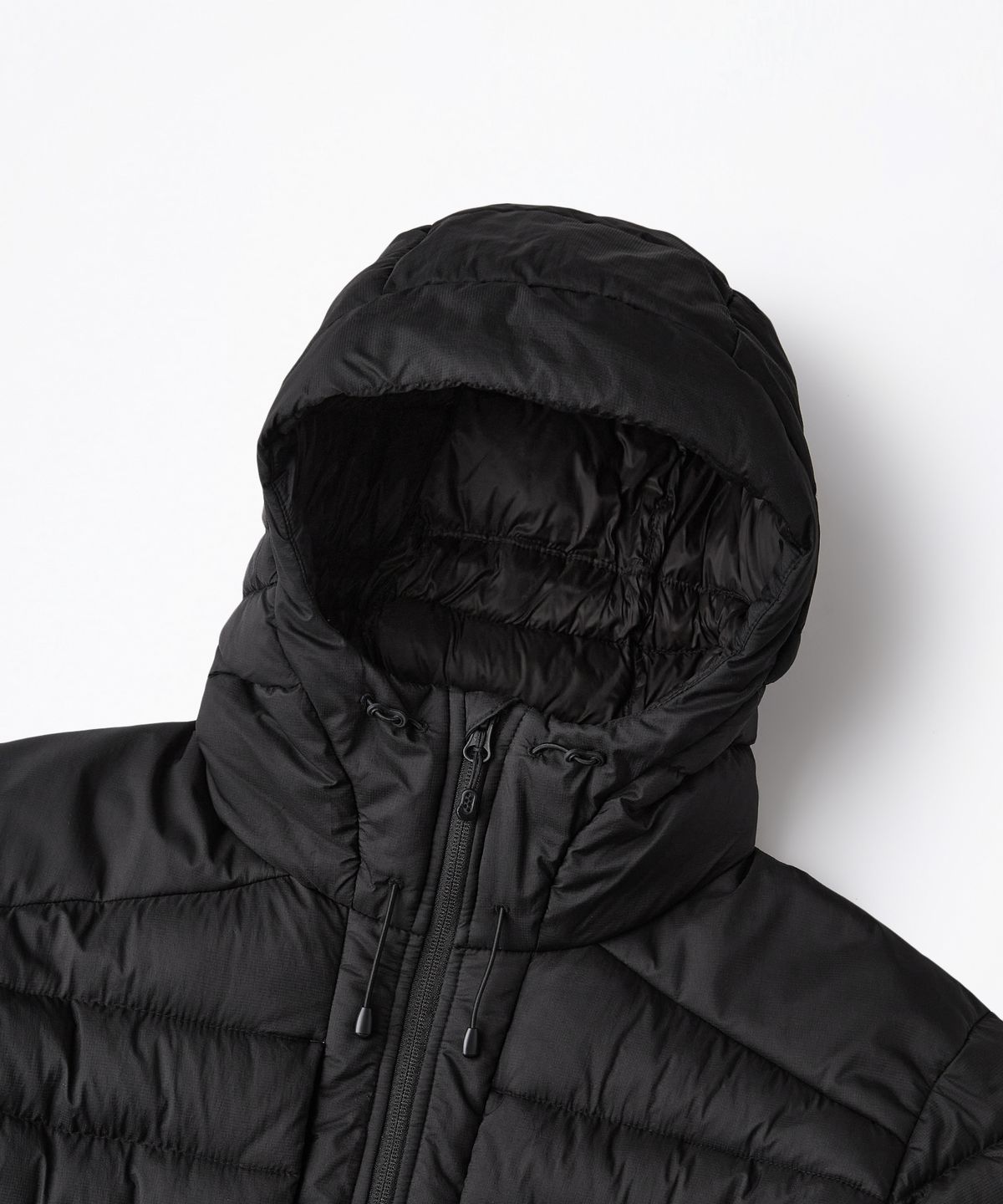 아웃스탠딩(OUTSTANDING) THERMORE CIRRUS PADDING JACKET_BLACK