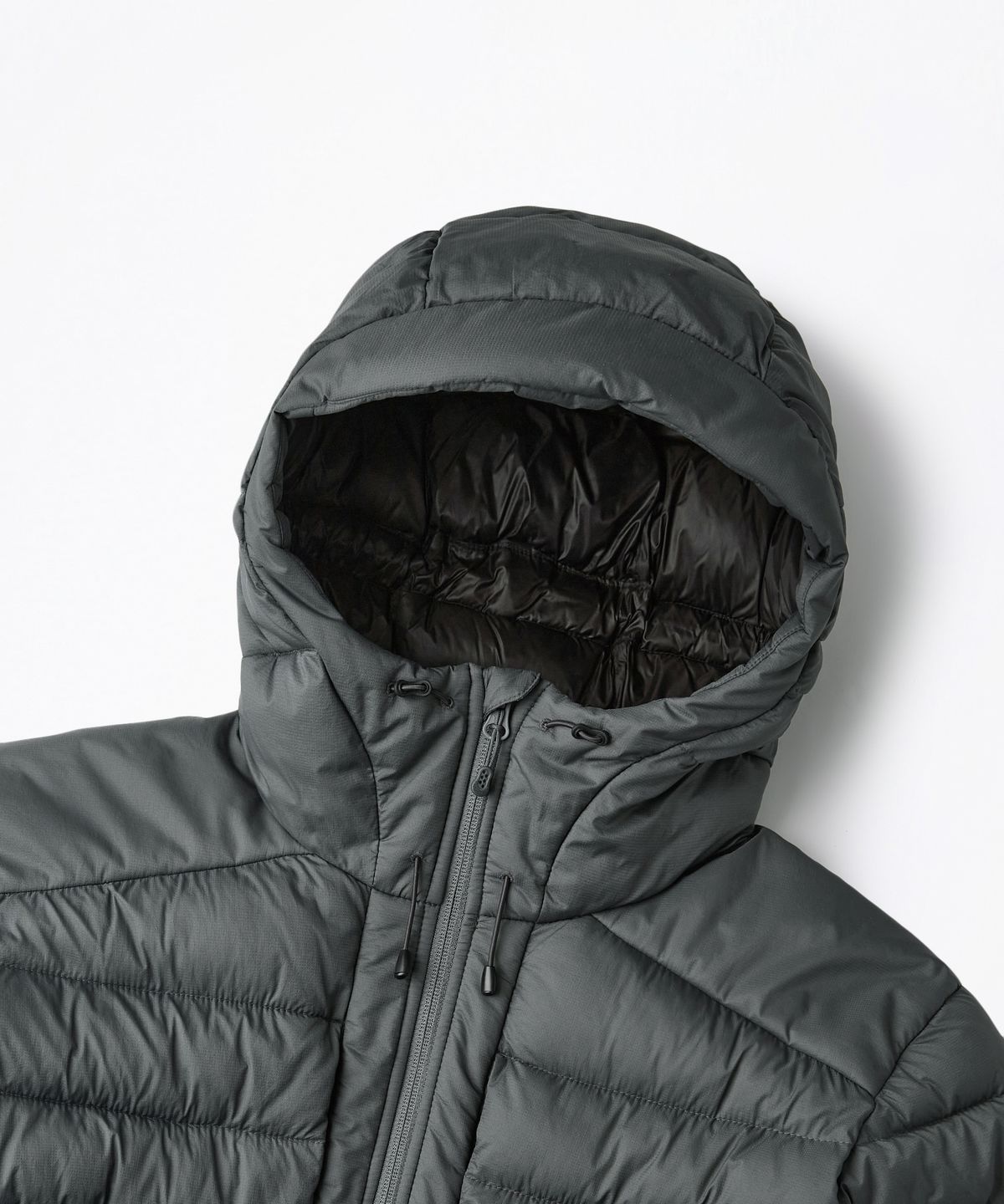 아웃스탠딩(OUTSTANDING) THERMORE CIRRUS PADDING JACKET_CHARCOAL