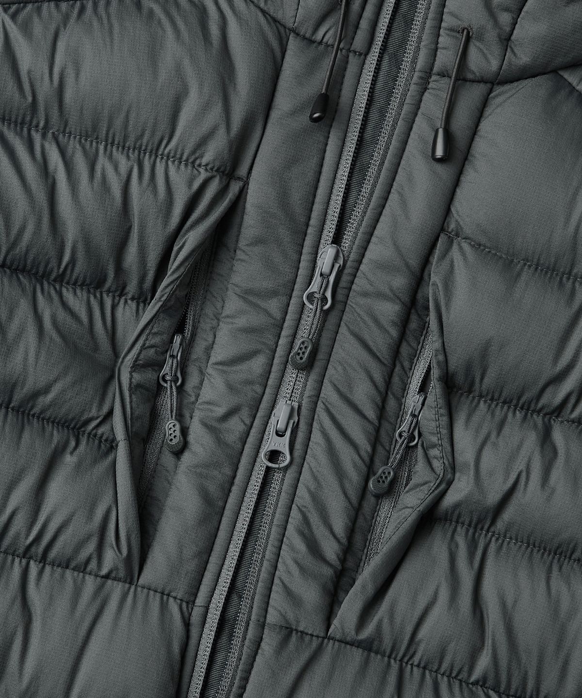 아웃스탠딩(OUTSTANDING) THERMORE CIRRUS PADDING JACKET_CHARCOAL