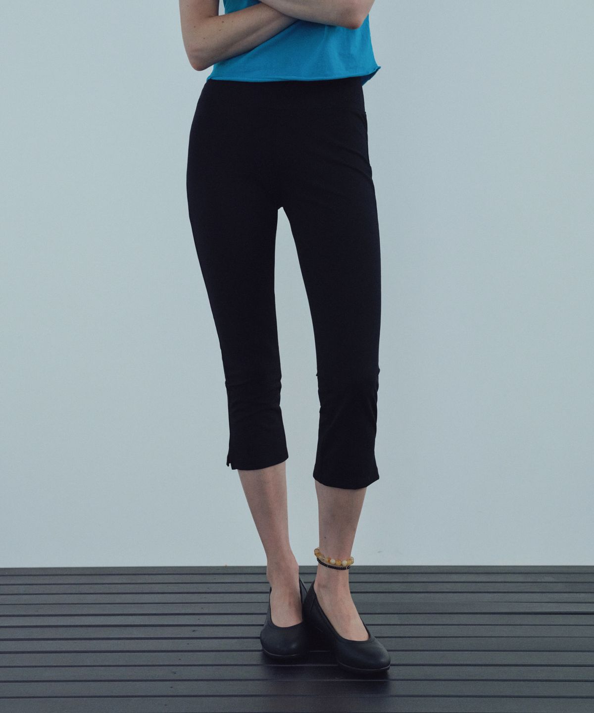 씨타(CITTA) Stretch Pinstripe Capri Leggings_CTB580(Black)