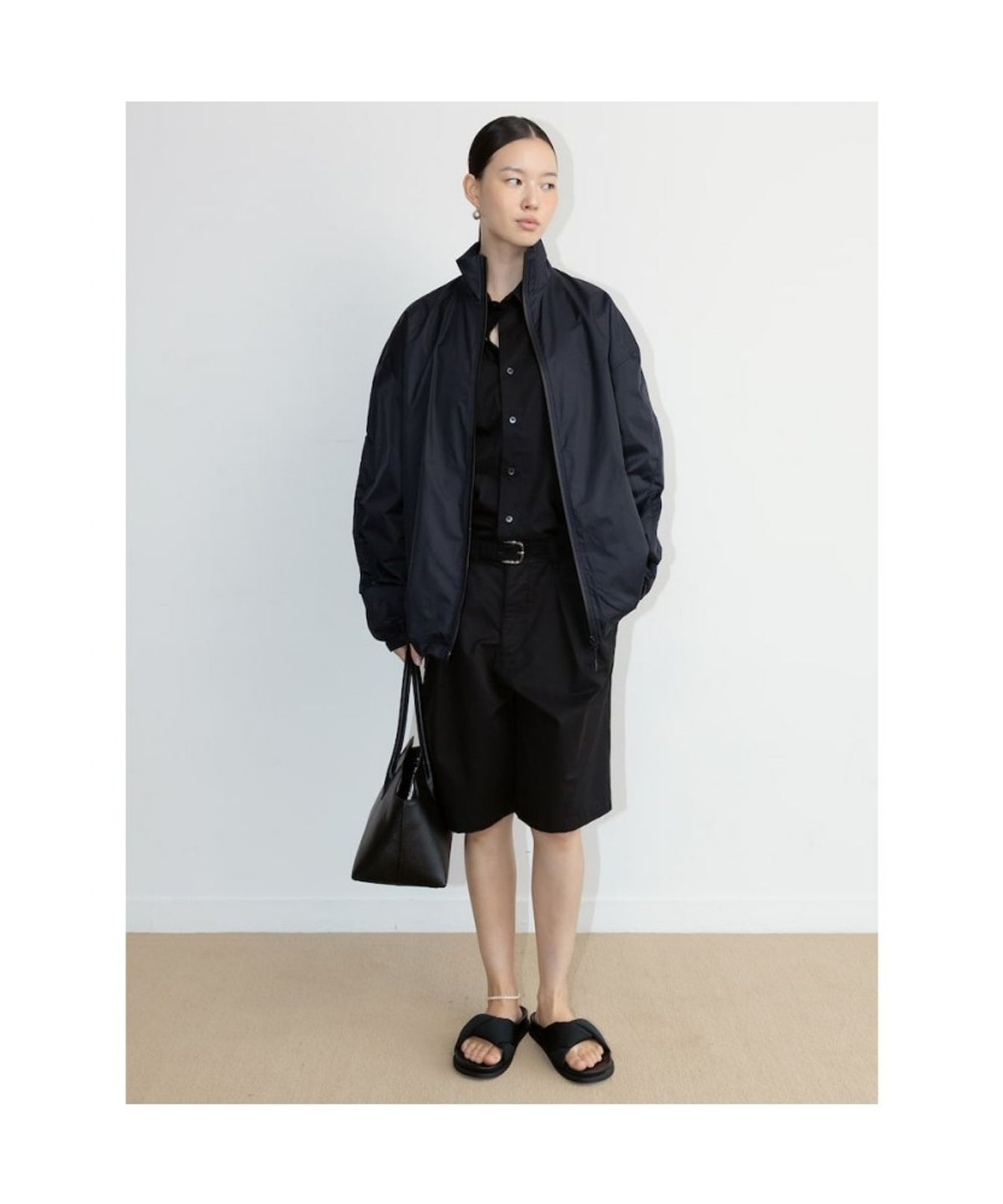 디애퍼처(THE APERTURE) Kyu Nylon Jumper  Black (TA6739A025)
