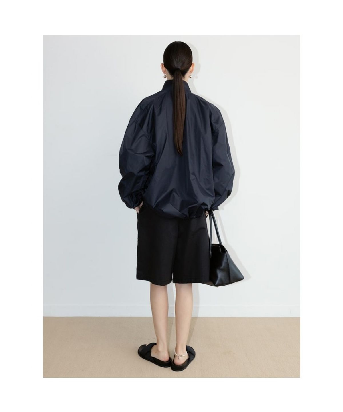 디애퍼처(THE APERTURE) Kyu Nylon Jumper  Black (TA6739A025)