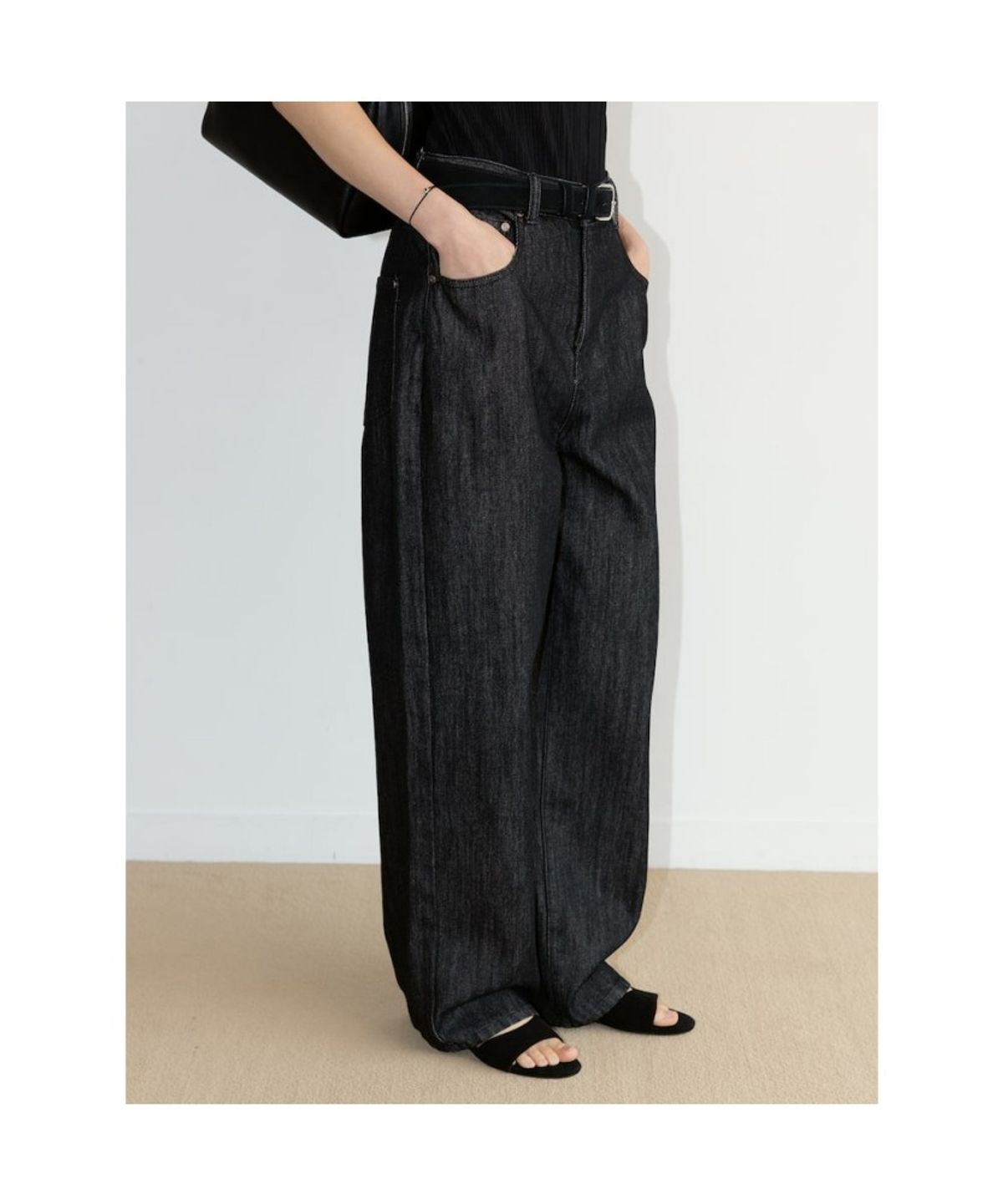 디애퍼처(THE APERTURE) Jo Denim Pants  Black (TA6421A075)