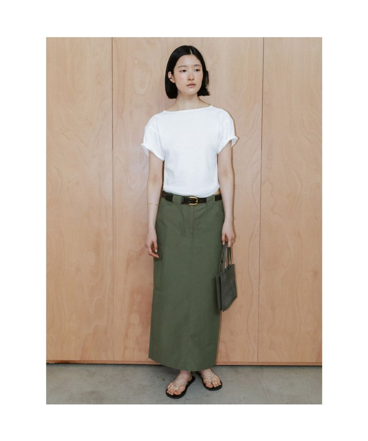디애퍼처(THE APERTURE) Walter H Line Skirt  Khaki (TA6727A02H)