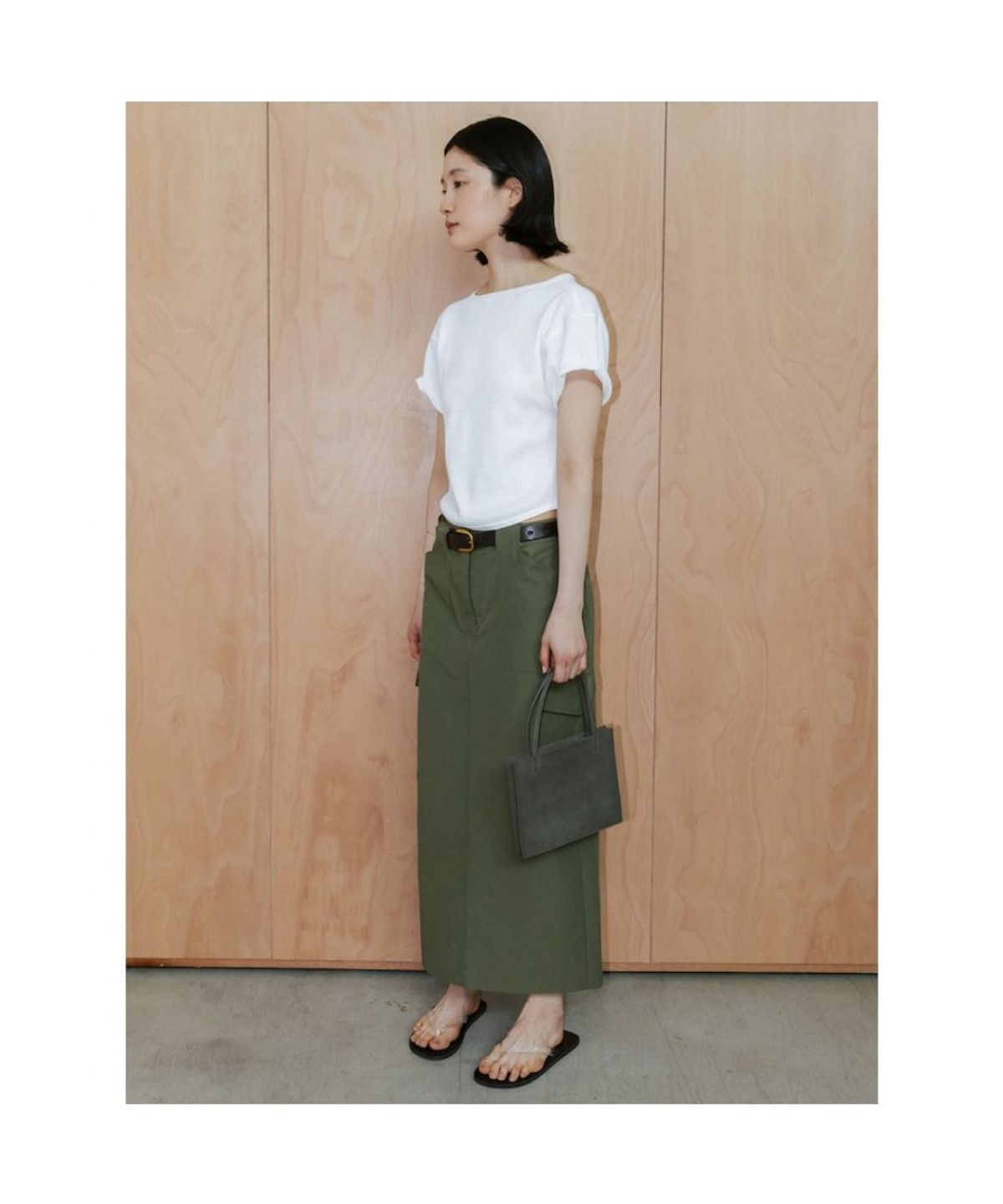 디애퍼처(THE APERTURE) Walter H Line Skirt  Khaki (TA6727A02H)