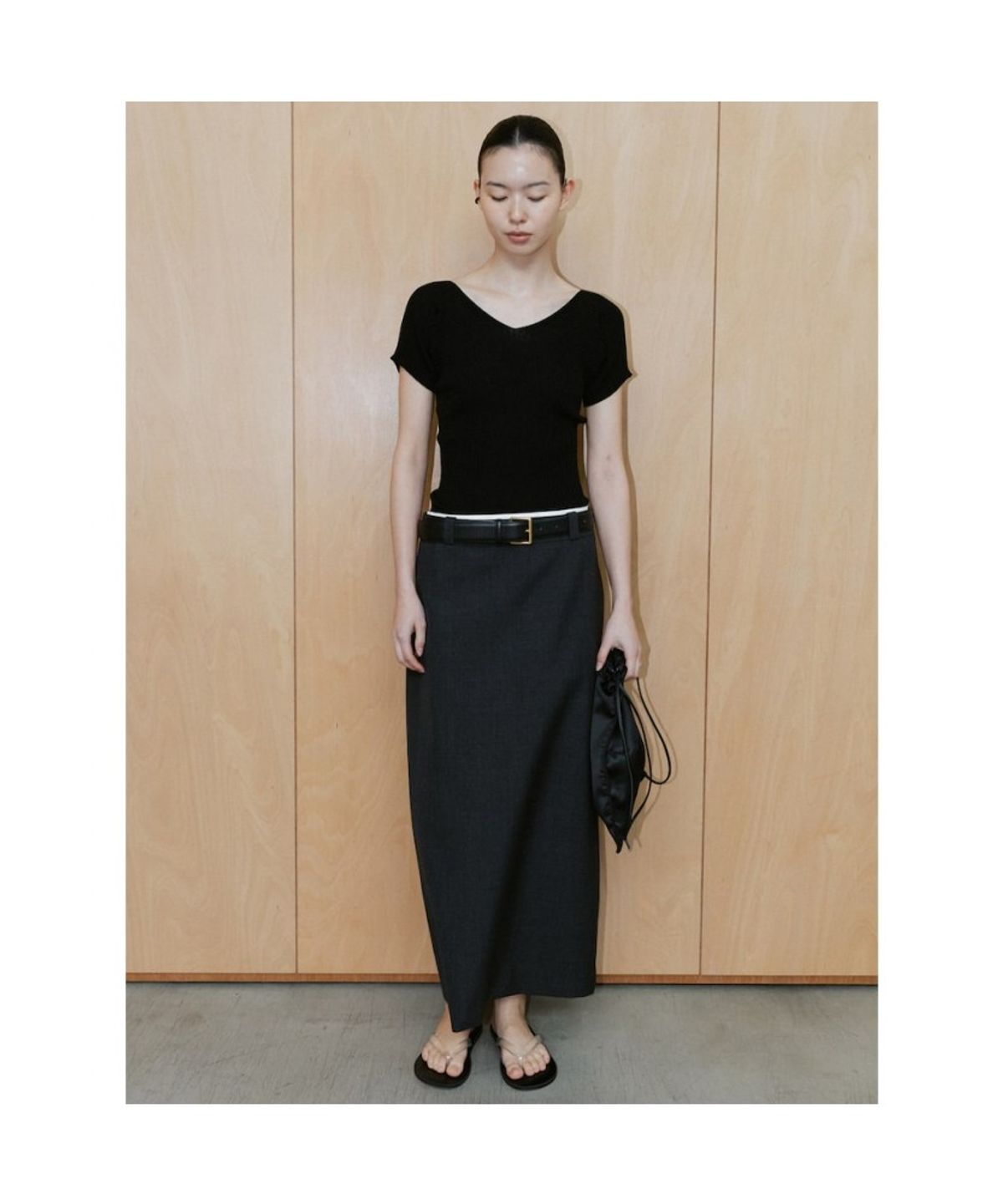 디애퍼처(THE APERTURE) Bo H Line Skirt  Grey (TA6727A193)