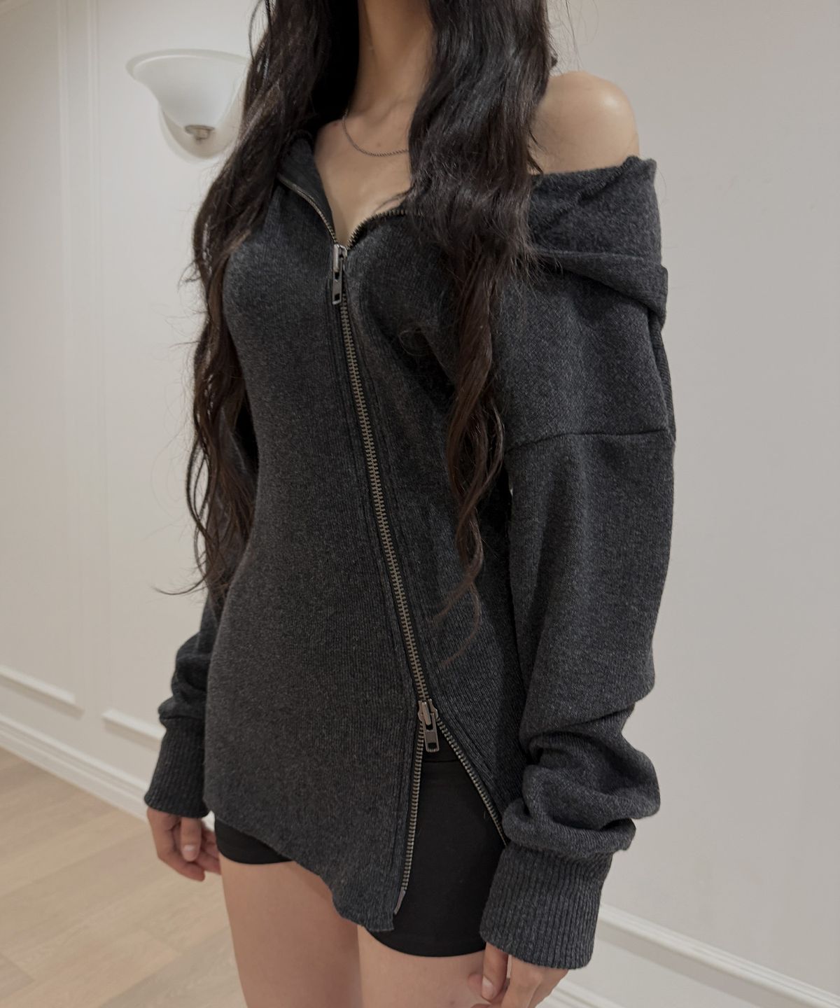 이크닉(IHCNIK) [X gemgem paradis] IRA zip-up hoodie / charcoal