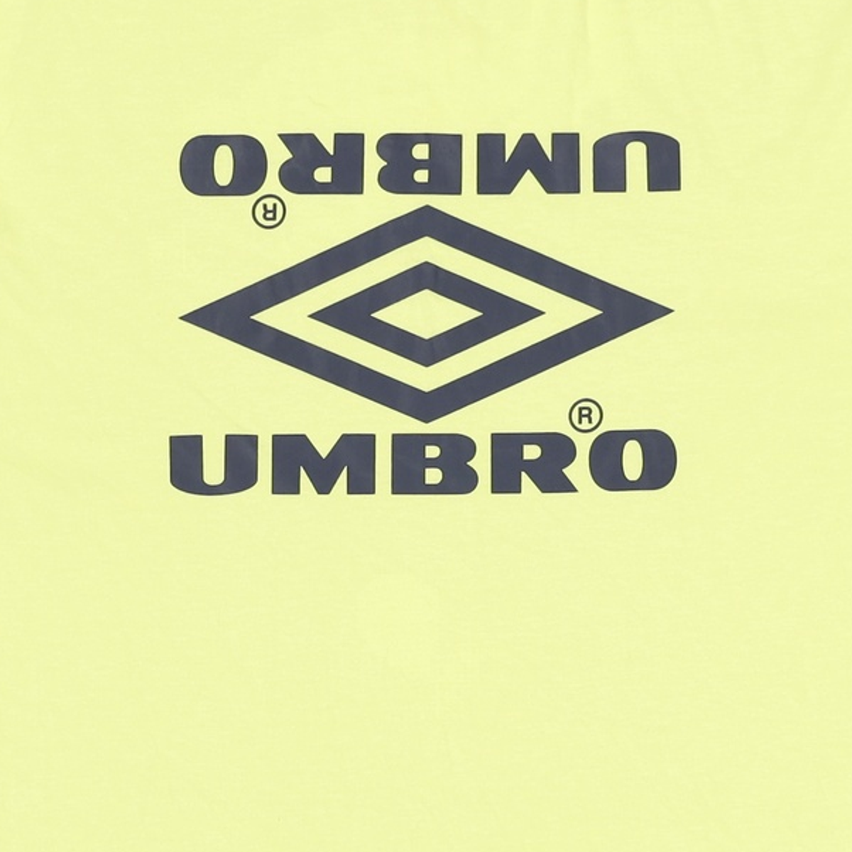 엄브로(UMBRO) 반소매 티셔츠 100