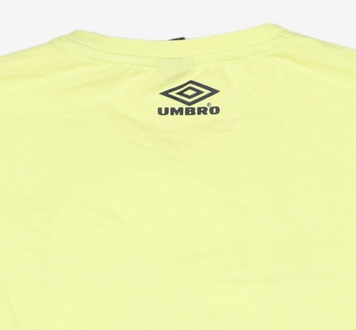 엄브로(UMBRO) 반소매 티셔츠 100
