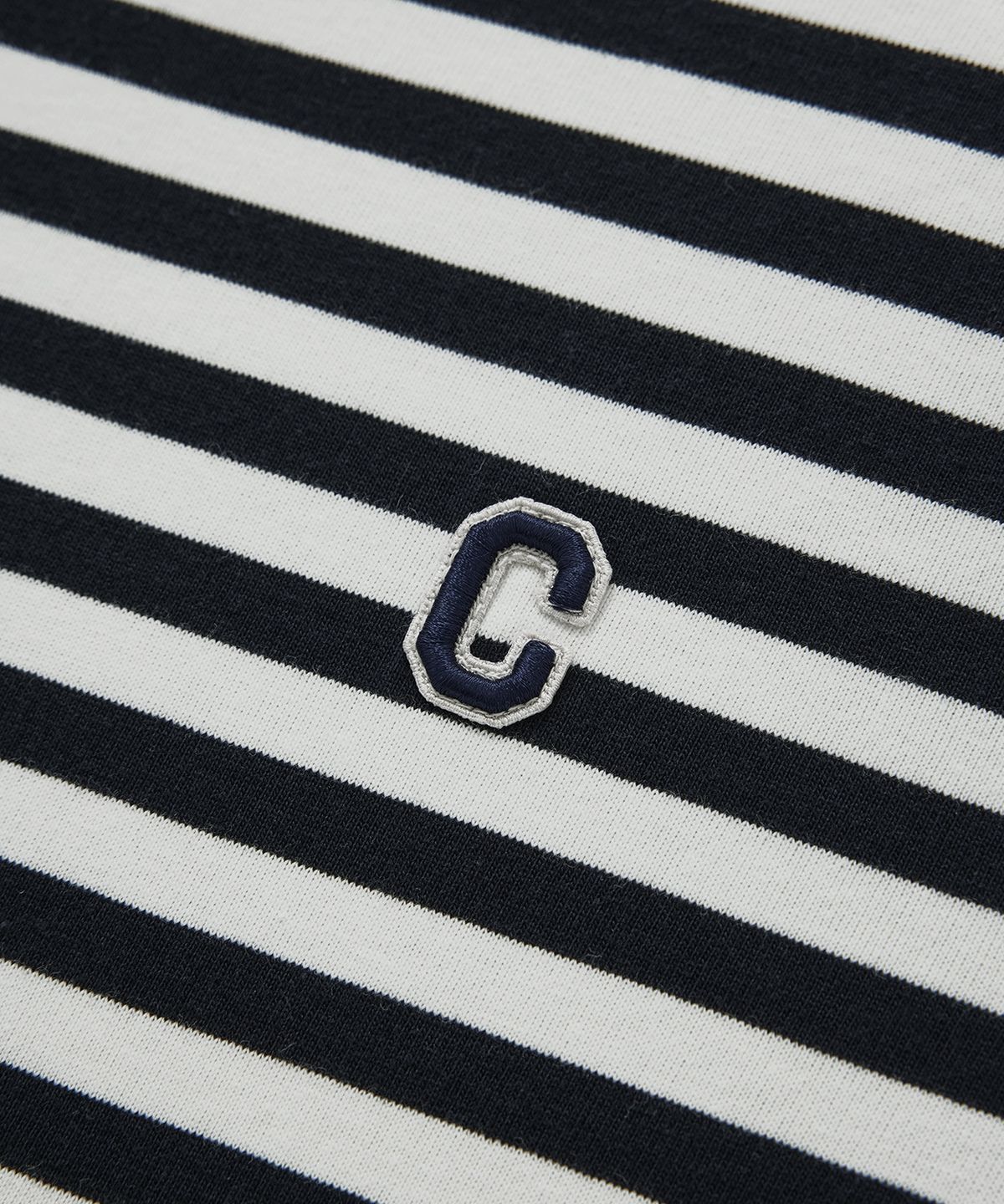 커버낫(COVERNAT) 베이직 스트라이프 롱슬리브 오프 화이트