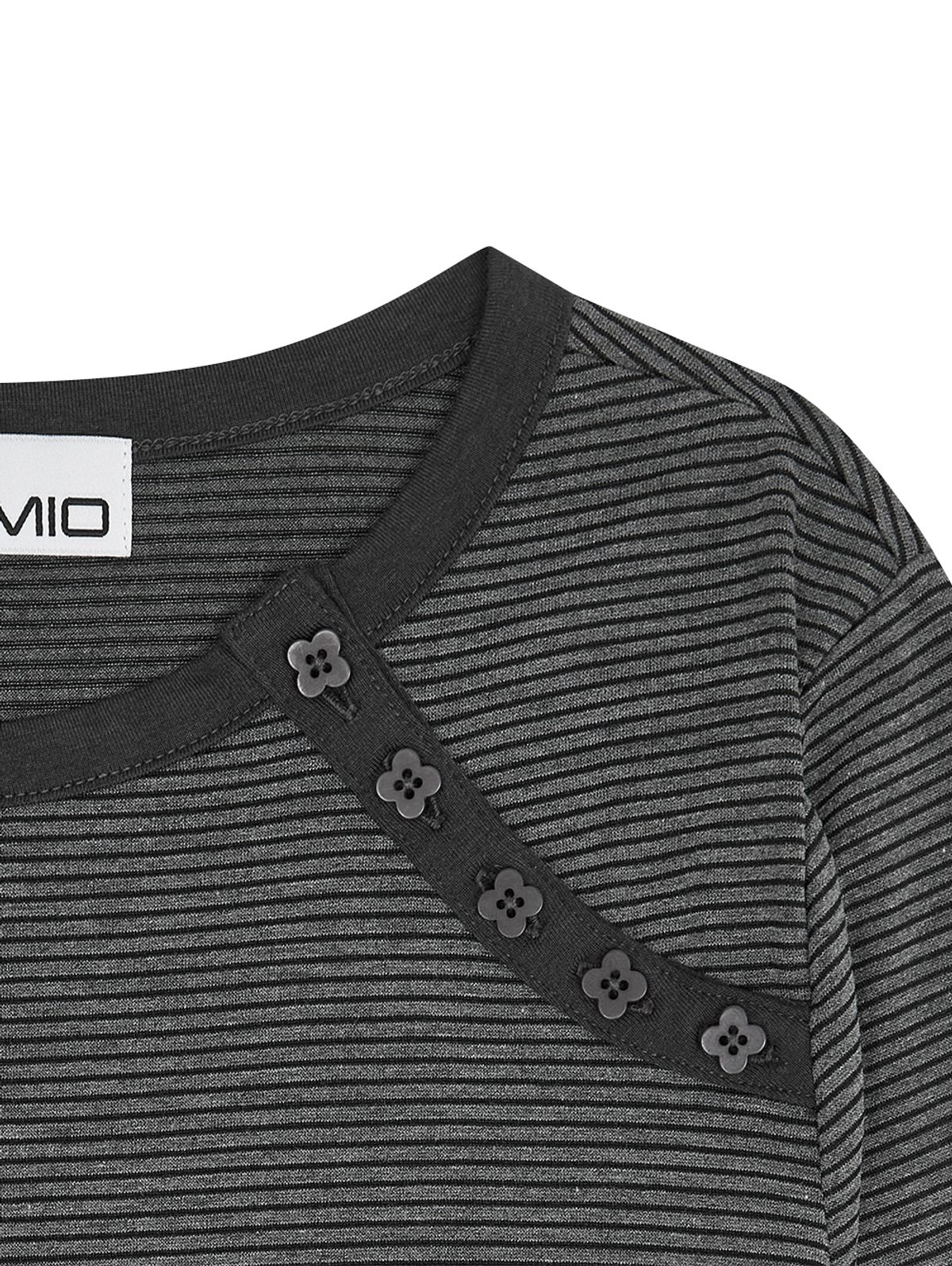 뚜오미오(TUOMIO) STRIPE BUTTON POCKET LONG SLEEVE [CHARCOAL]