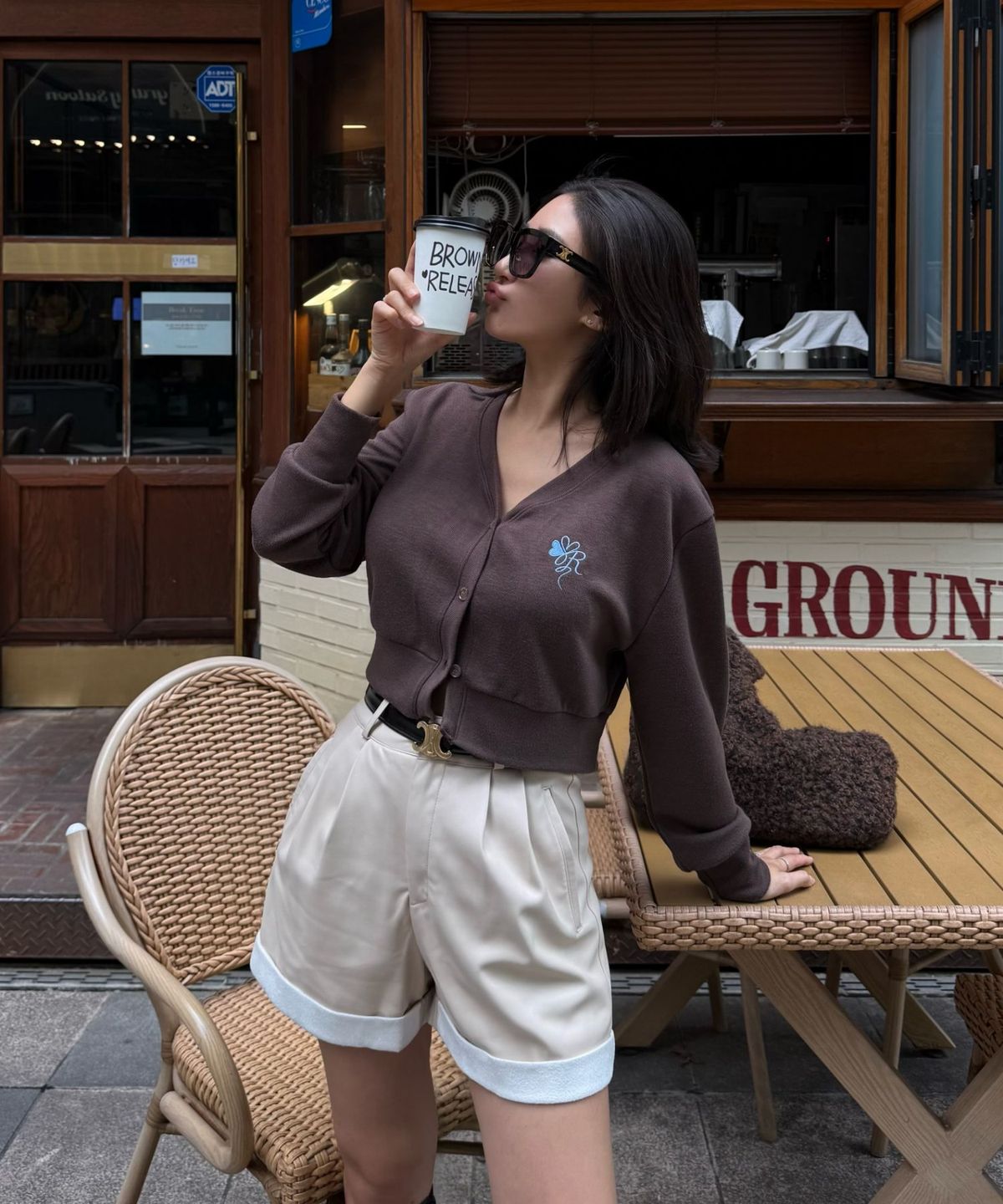블랙크러쉬(BLACRUSH) Heart-Clover Crop Cardigan / 브라운