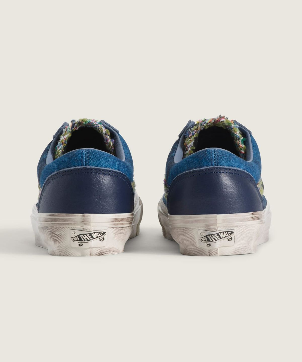 반스(VANS) LX 올드스쿨 36 - 수베니어 네이비 / VN000E8VNVY1