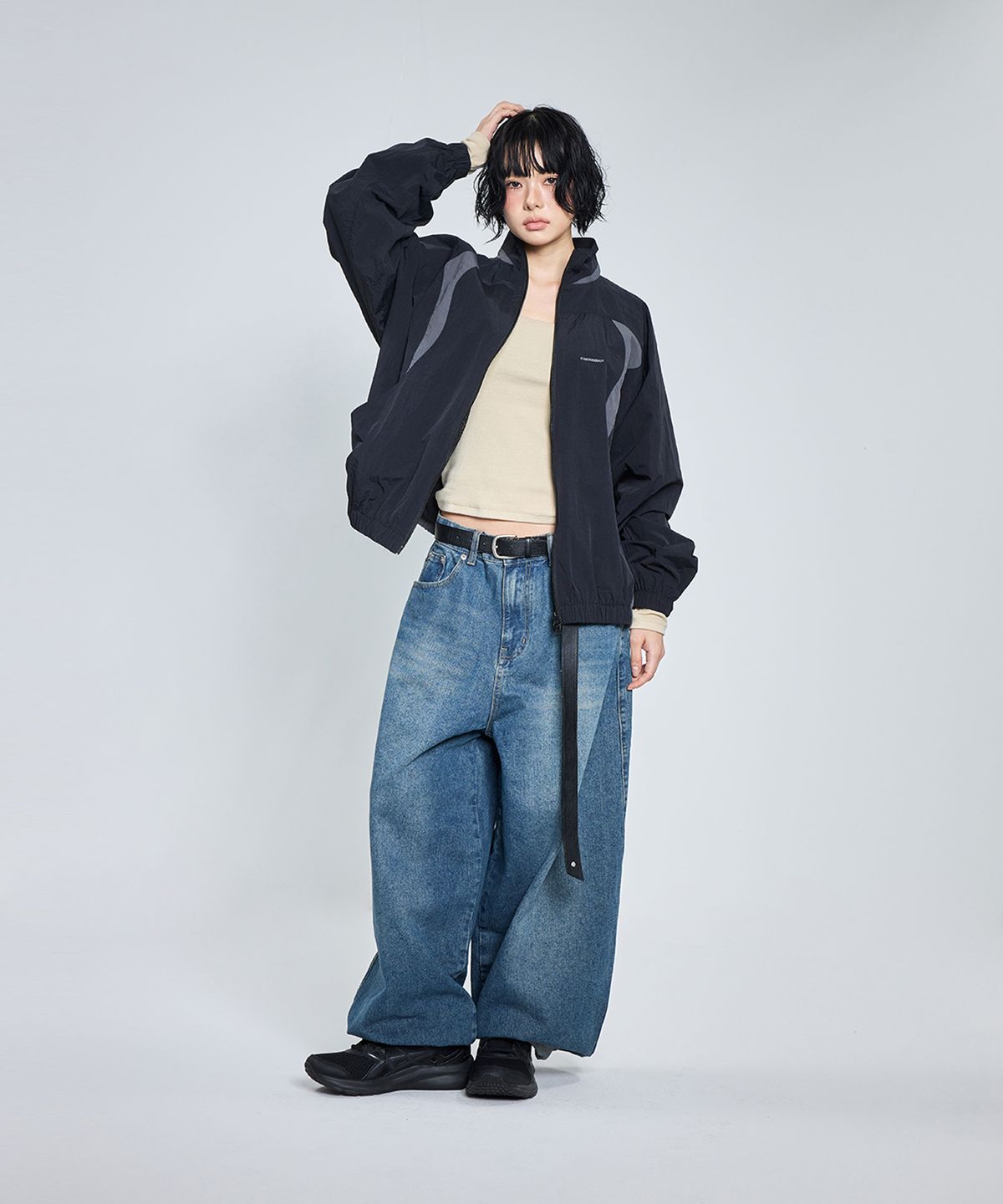 스탠다드에러(STANDARDERROR) 87-STAN266 나일론 트랙 배색 커브드 라인 윈드브레이커 카키