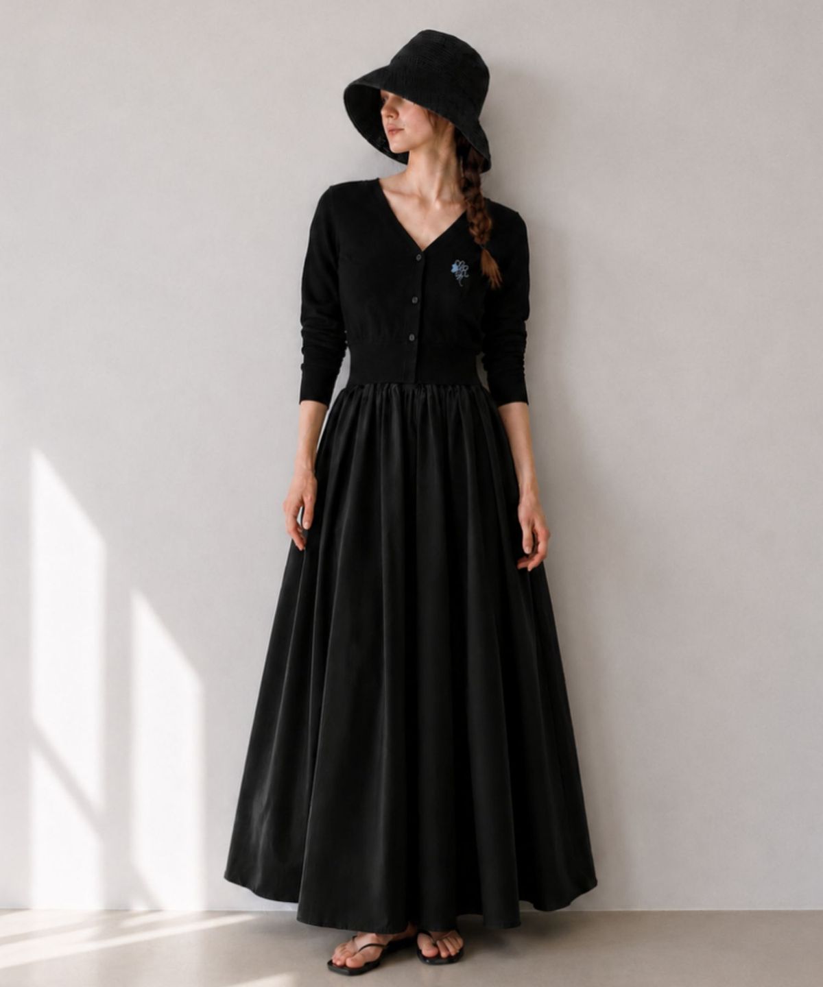 블랙크러쉬(BLACRUSH) Heart-Clover Crop Cardigan / 블랙